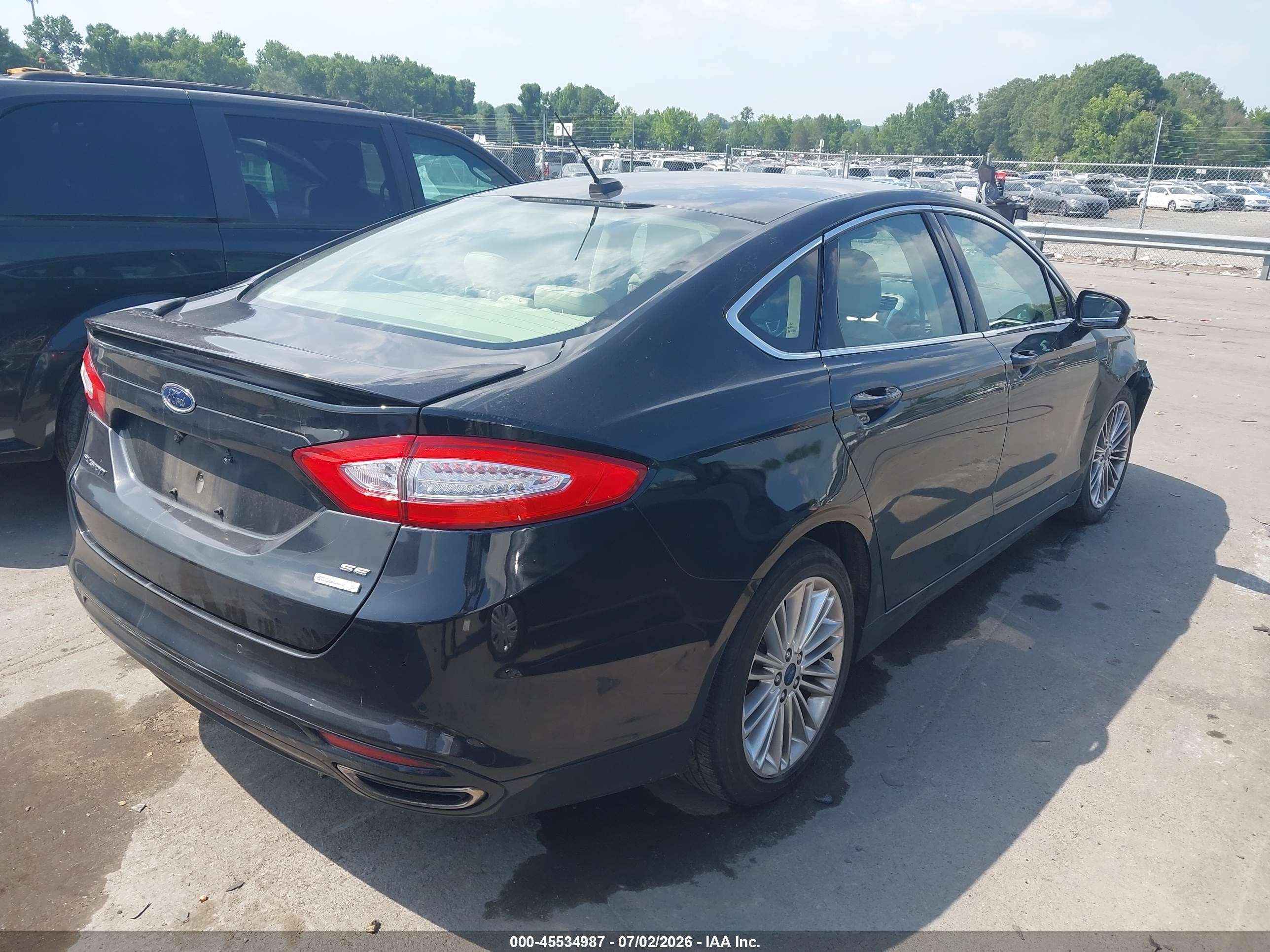 2015 Ford Fusion Se Черный vin: 3FA6P0H92FR231196