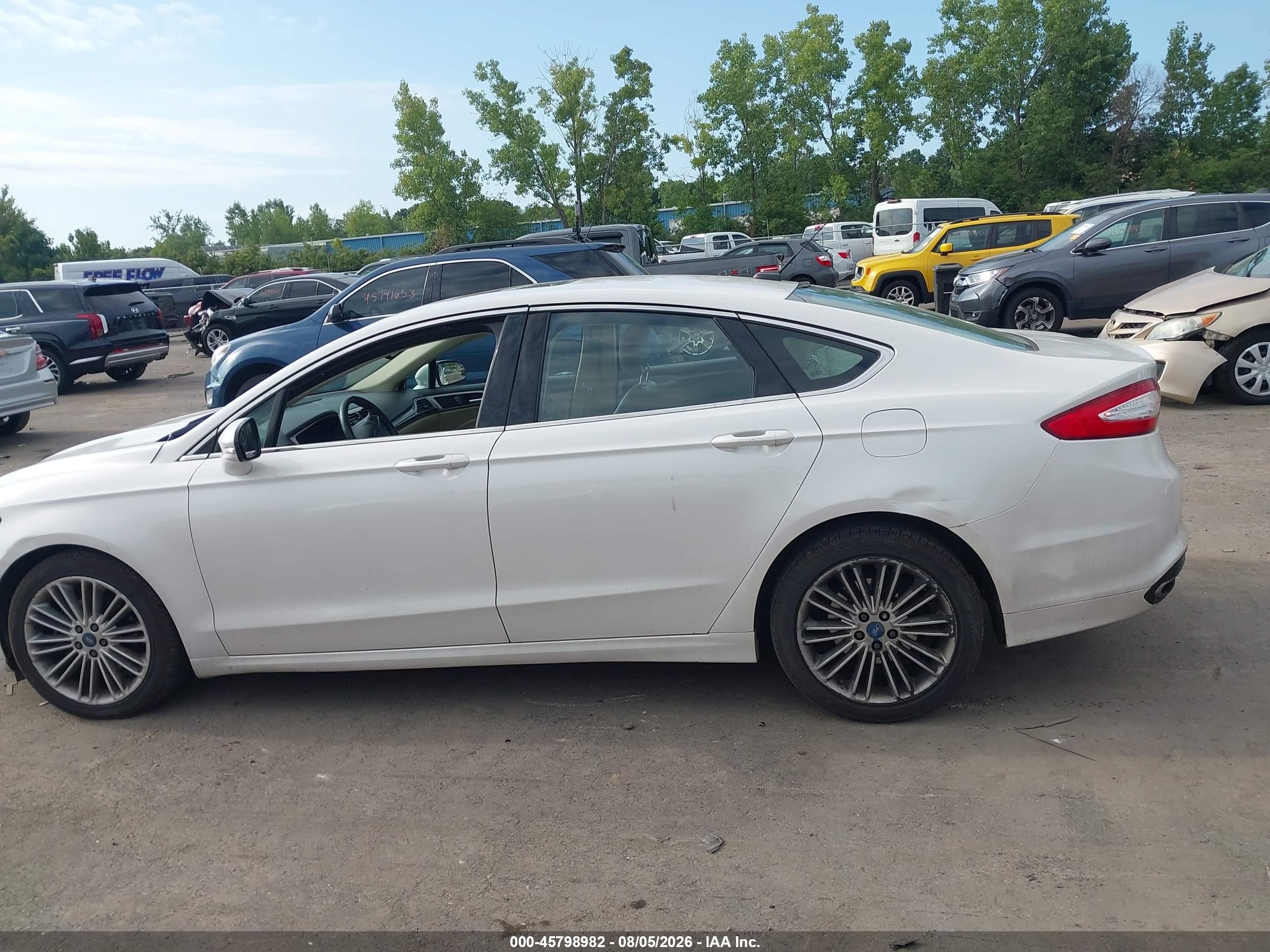 2013 Ford Fusion Se White vin: 3FA6P0H93DR200469