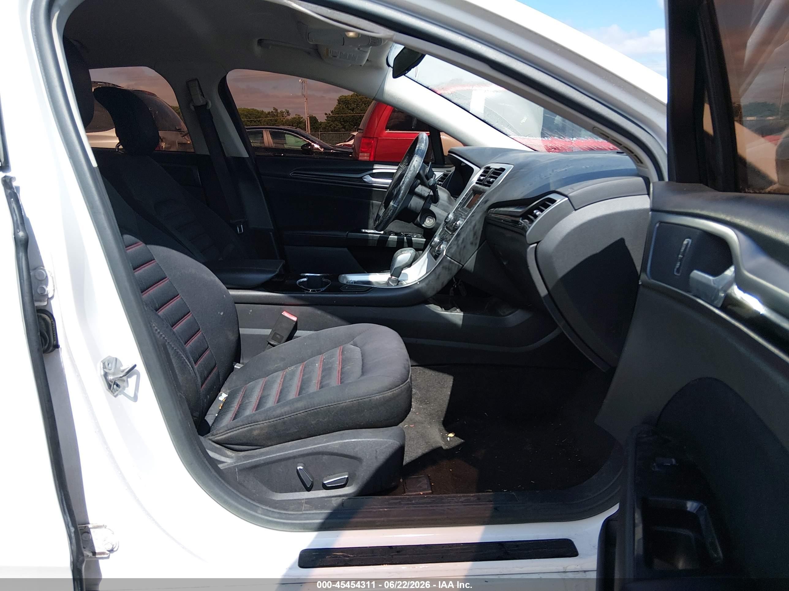 2015 Ford Fusion Se White vin: 3FA6P0H93FR164415
