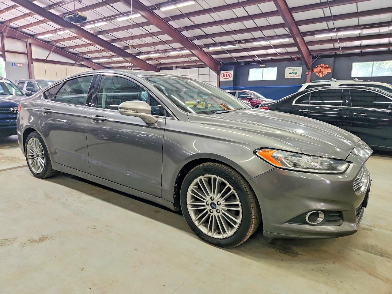 2013 Ford Fusion Se Gray vin: 3FA6P0H94DR213084