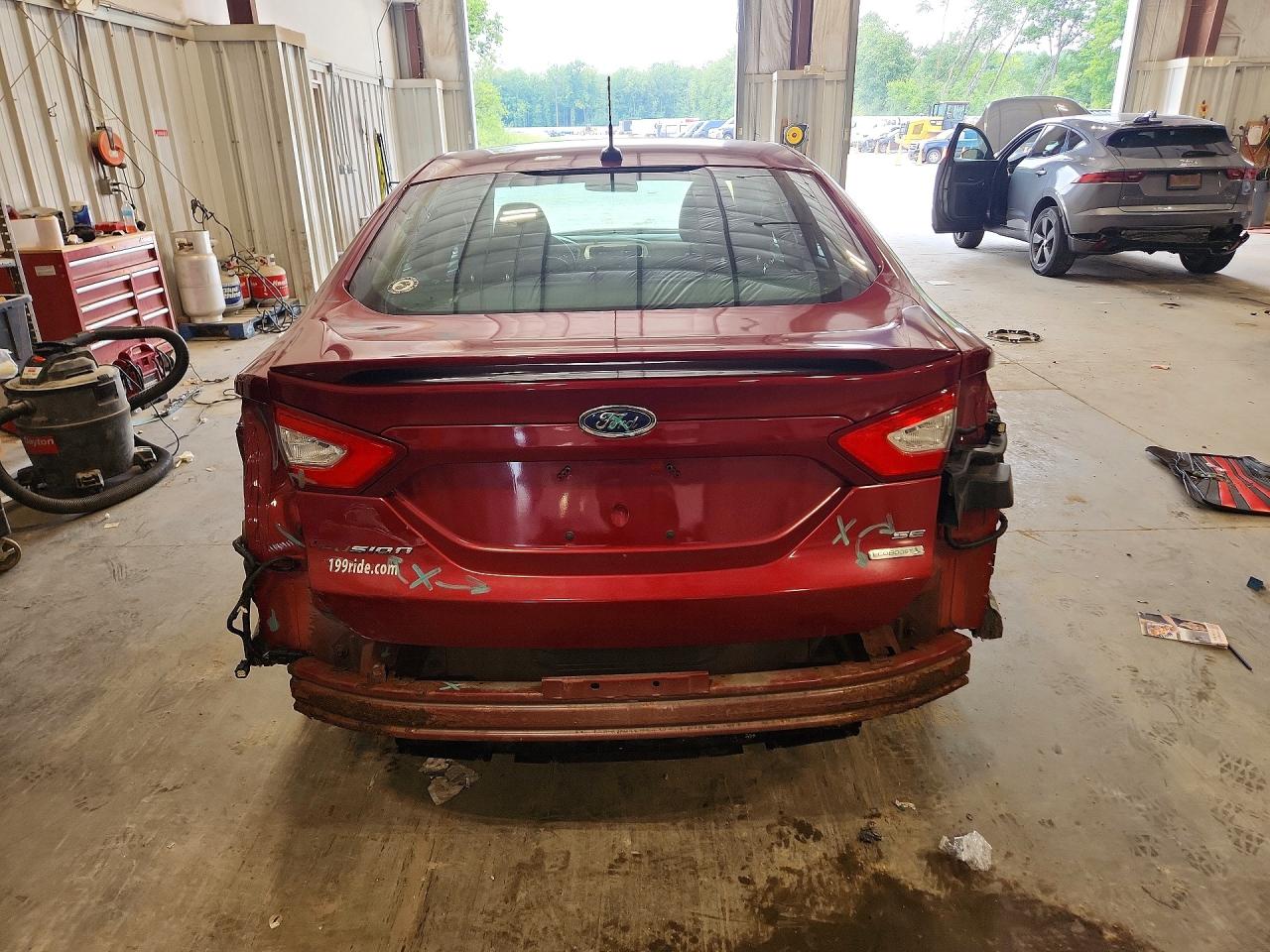 2013 Ford Fusion Se Красный vin: 3FA6P0H94DR214171