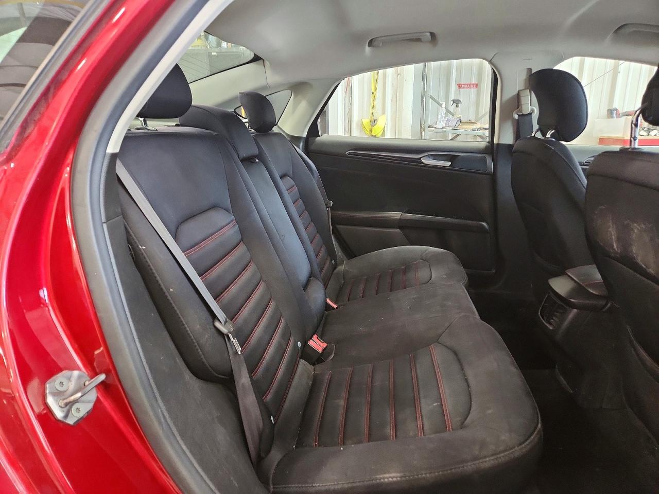 2013 Ford Fusion Se Красный vin: 3FA6P0H94DR214171