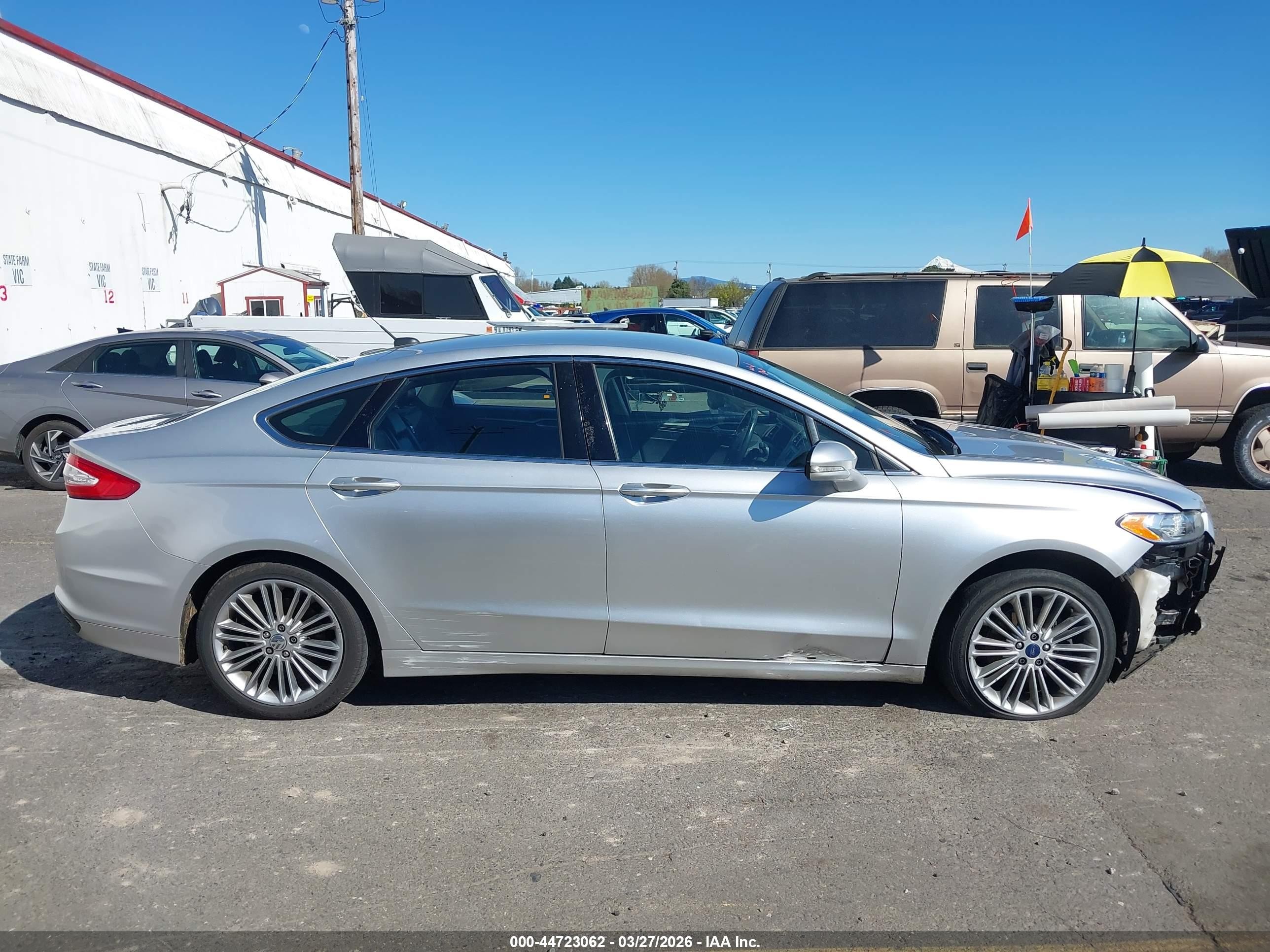 2014 Ford Fusion Se Silver vin: 3FA6P0H94ER244885