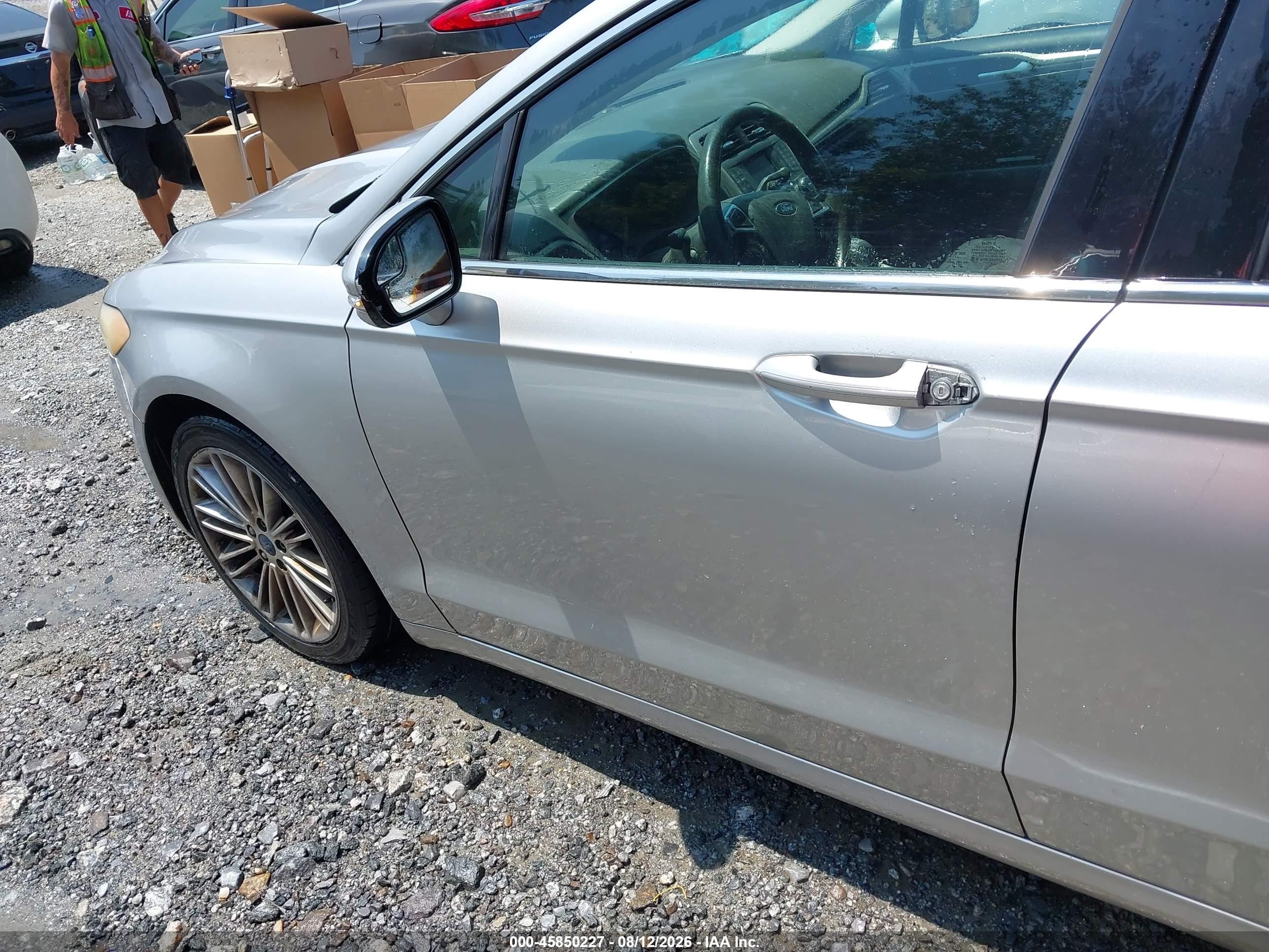 2014 Ford Fusion Se Silver vin: 3FA6P0H94ER292967