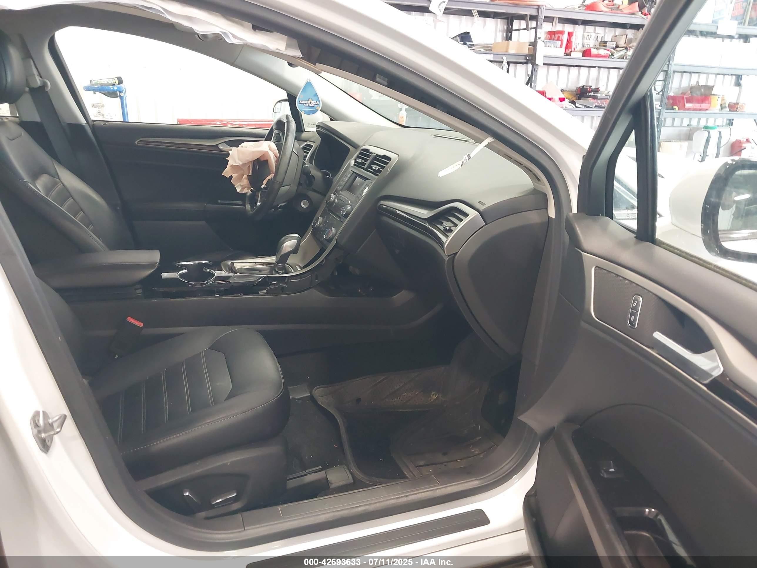 2014 Ford Fusion Se White vin: 3FA6P0H94ER307435