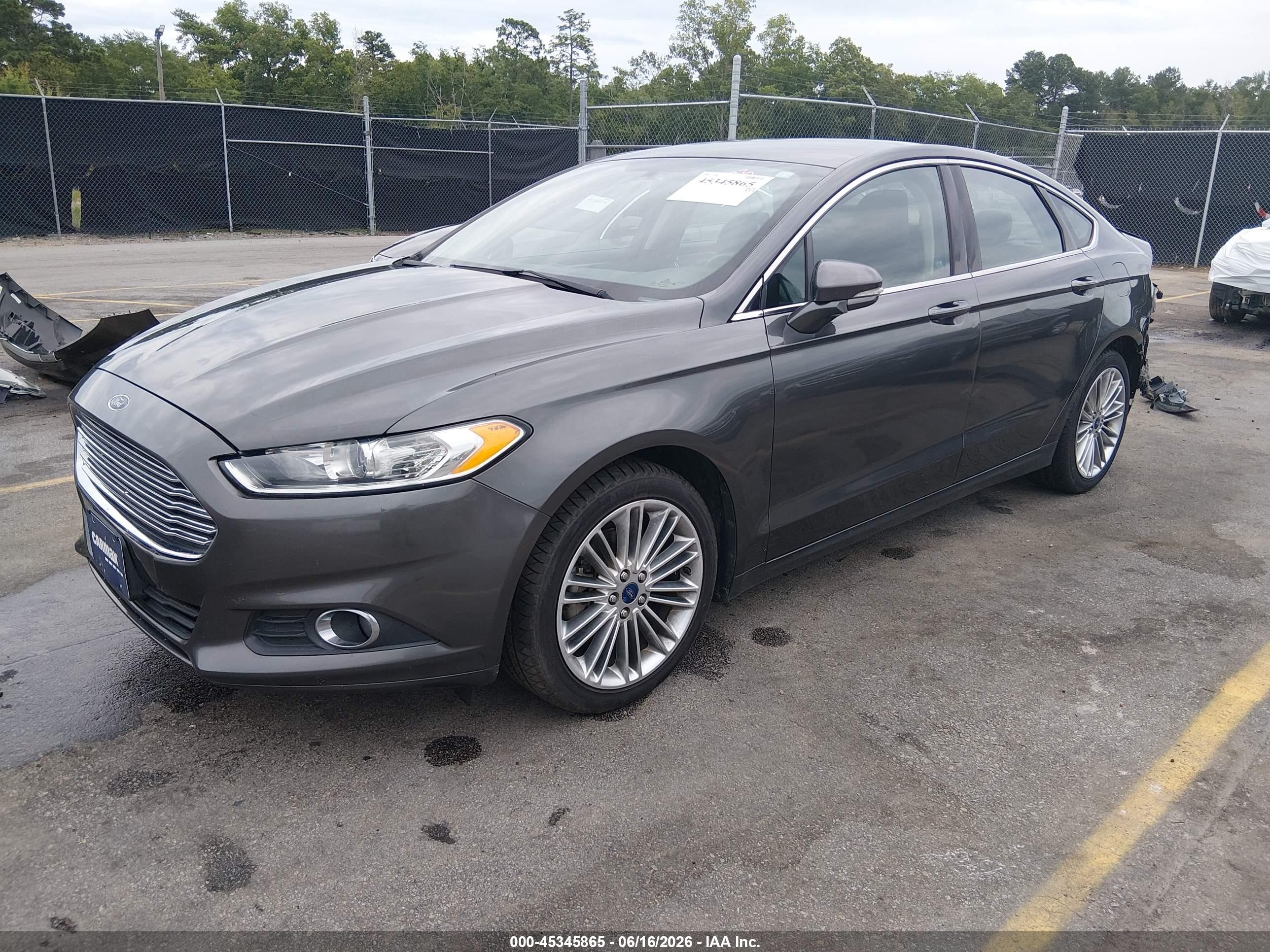 2015 Ford Fusion Se Серый vin: 3FA6P0H94FR231829