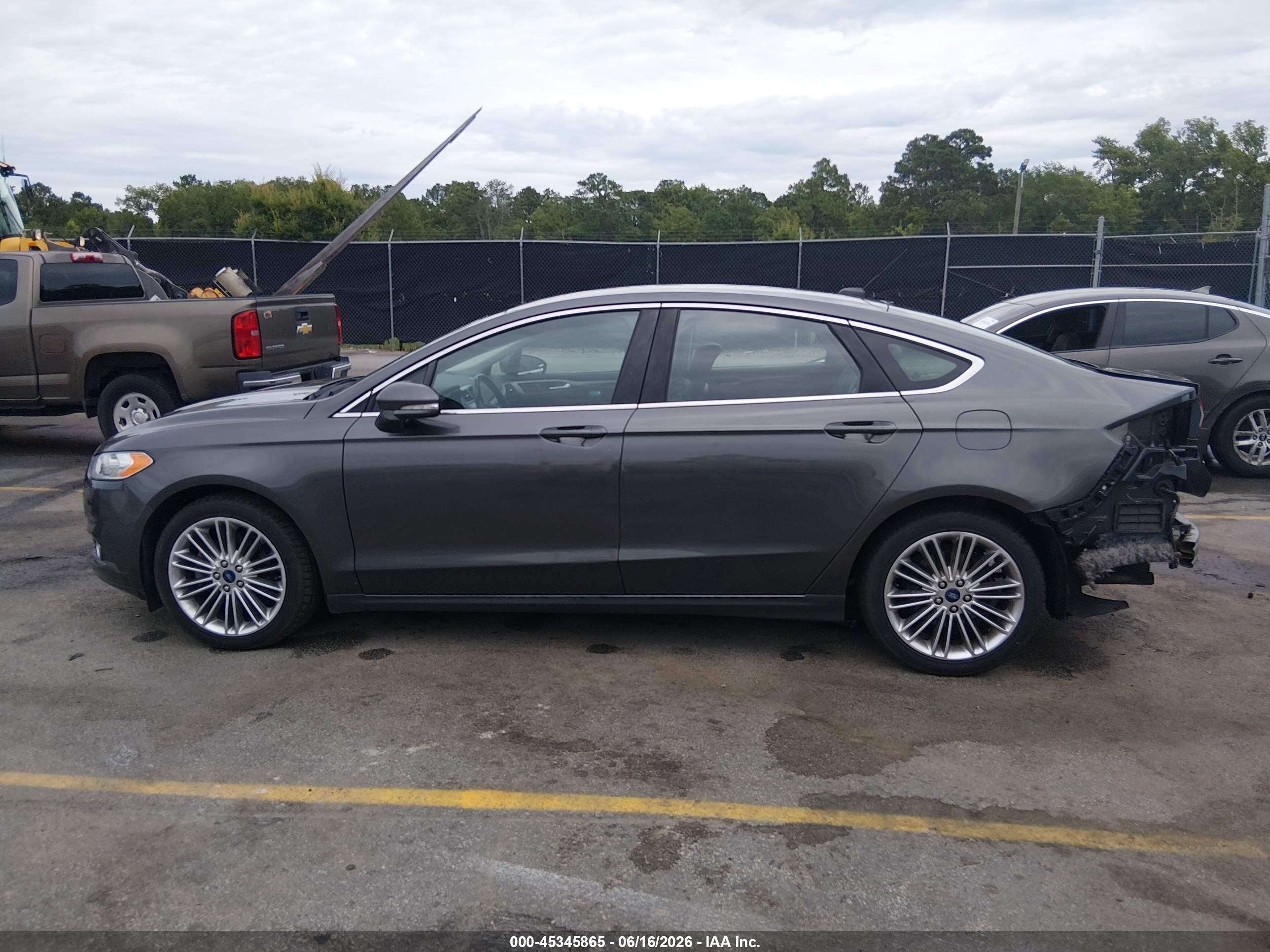 2015 Ford Fusion Se Серый vin: 3FA6P0H94FR231829
