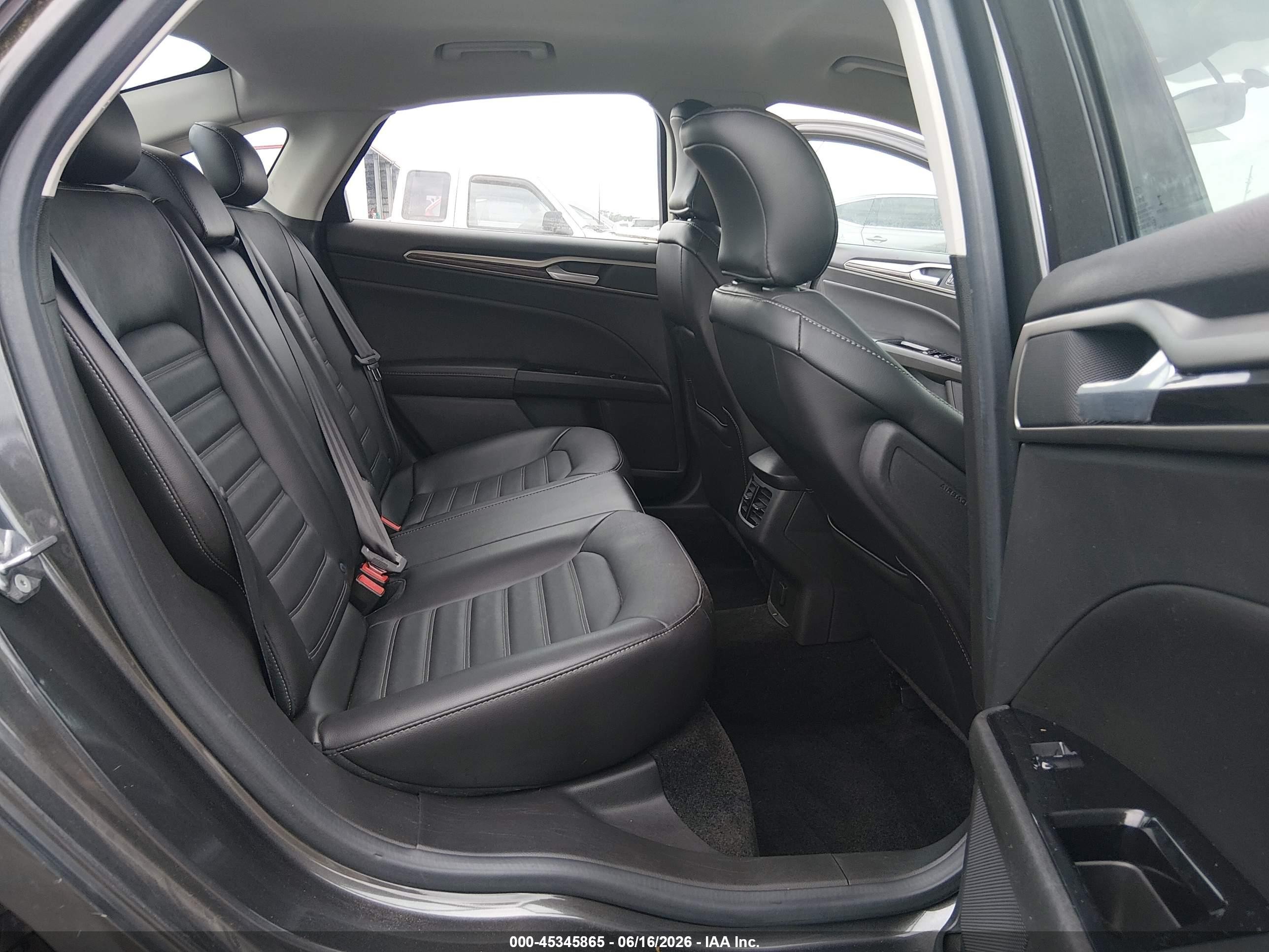 2015 Ford Fusion Se Серый vin: 3FA6P0H94FR231829