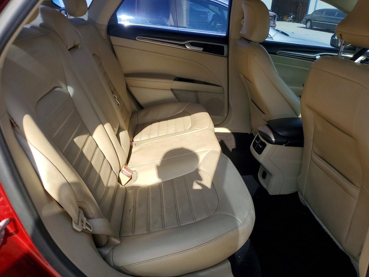 2015 Ford Fusion Se Burgundy vin: 3FA6P0H94FR293327