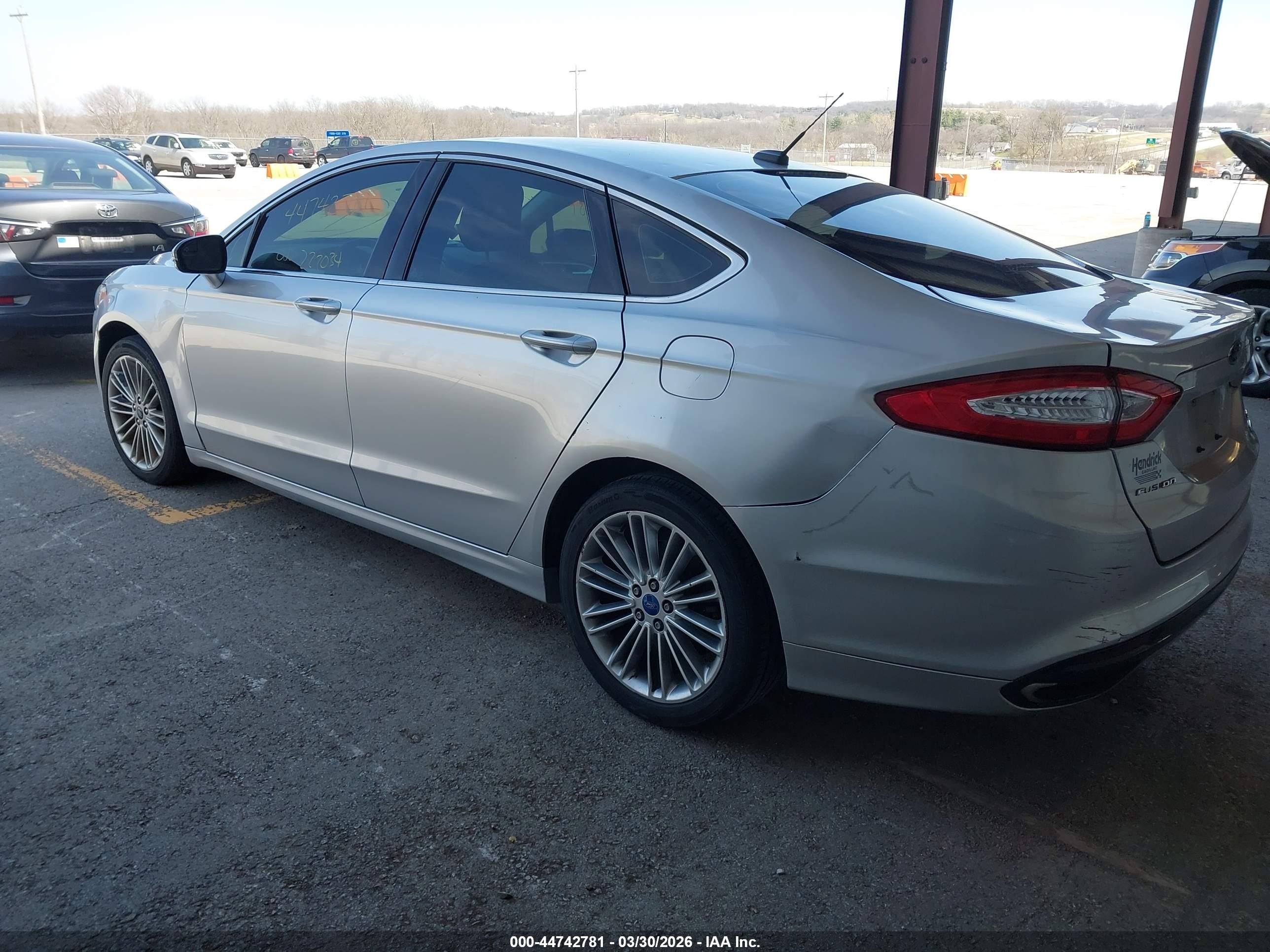 2013 Ford Fusion Se Silver vin: 3FA6P0H95DR248331