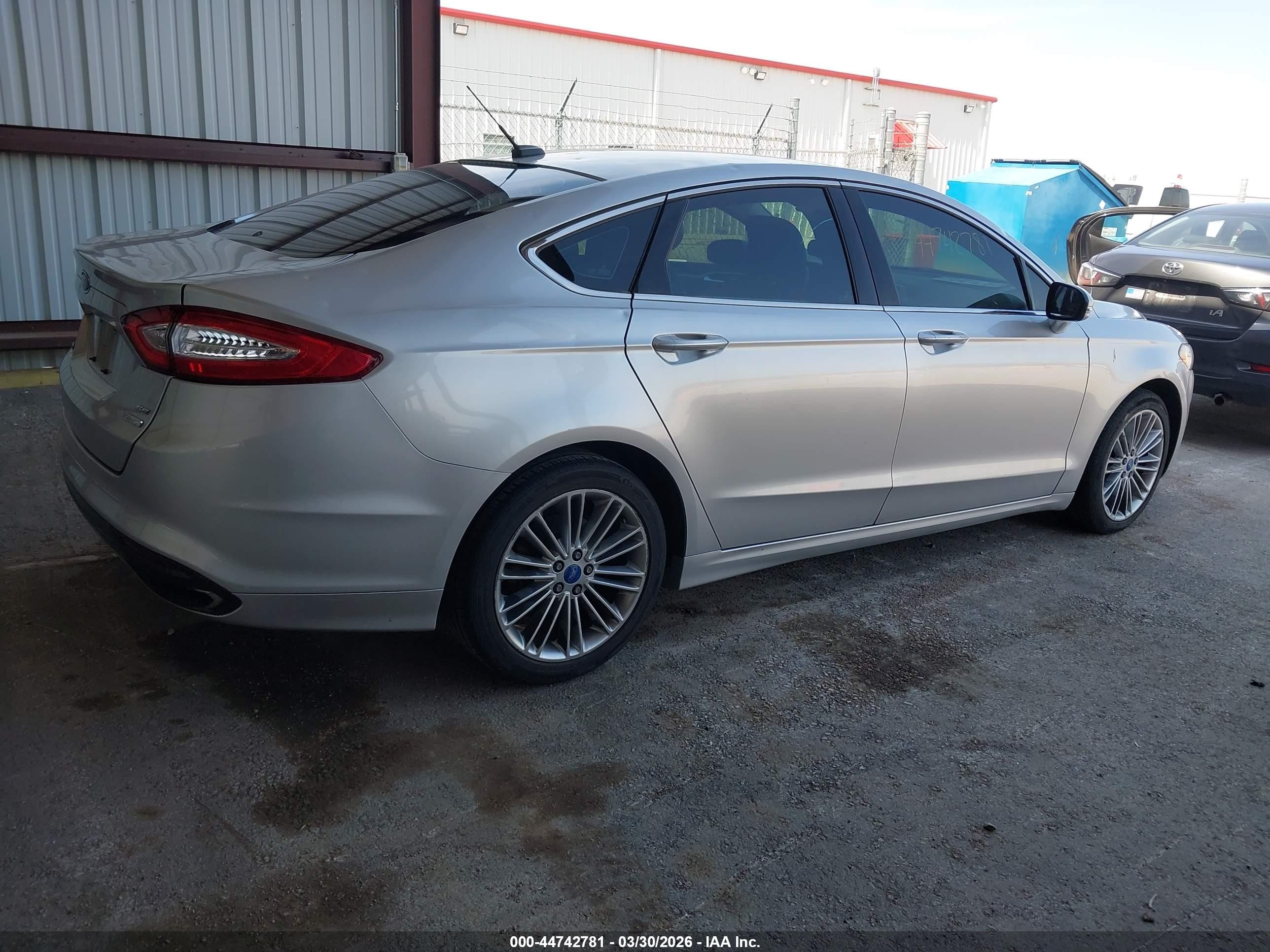 2013 Ford Fusion Se Silver vin: 3FA6P0H95DR248331