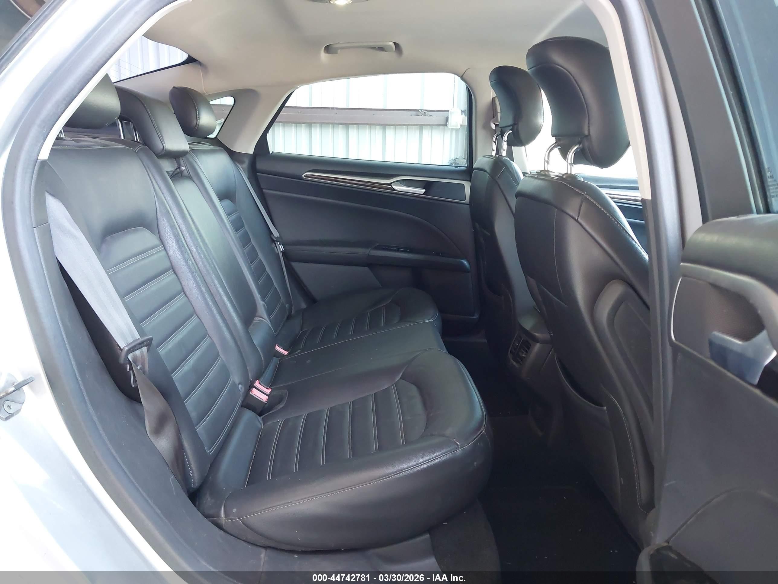 2013 Ford Fusion Se Silver vin: 3FA6P0H95DR248331