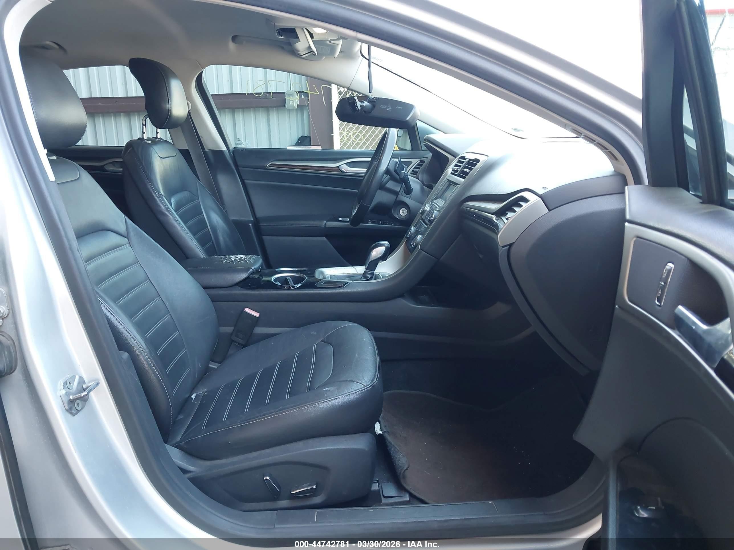 2013 Ford Fusion Se Silver vin: 3FA6P0H95DR248331