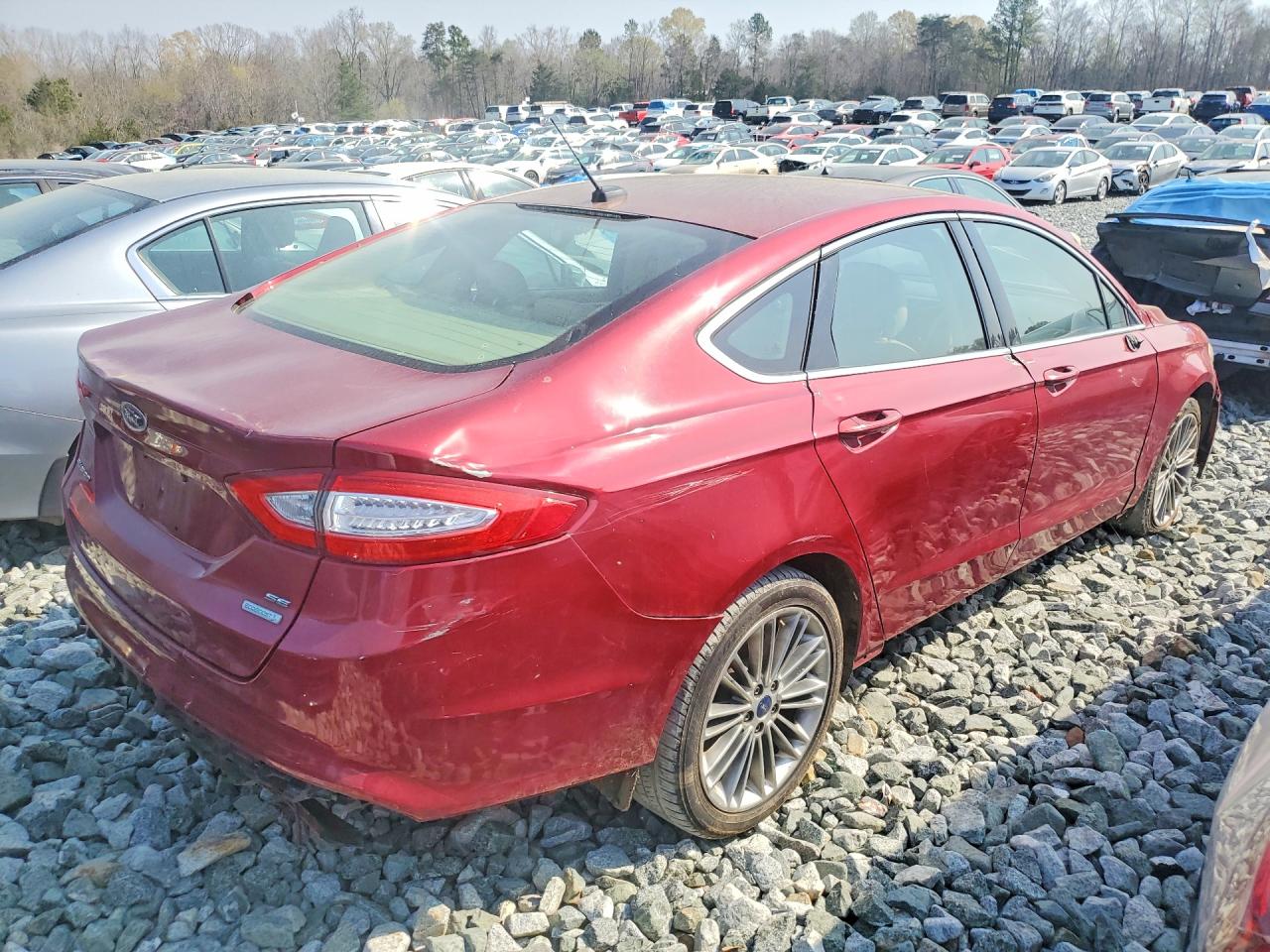 2014 Ford Fusion Se Red vin: 3FA6P0H95ER381706