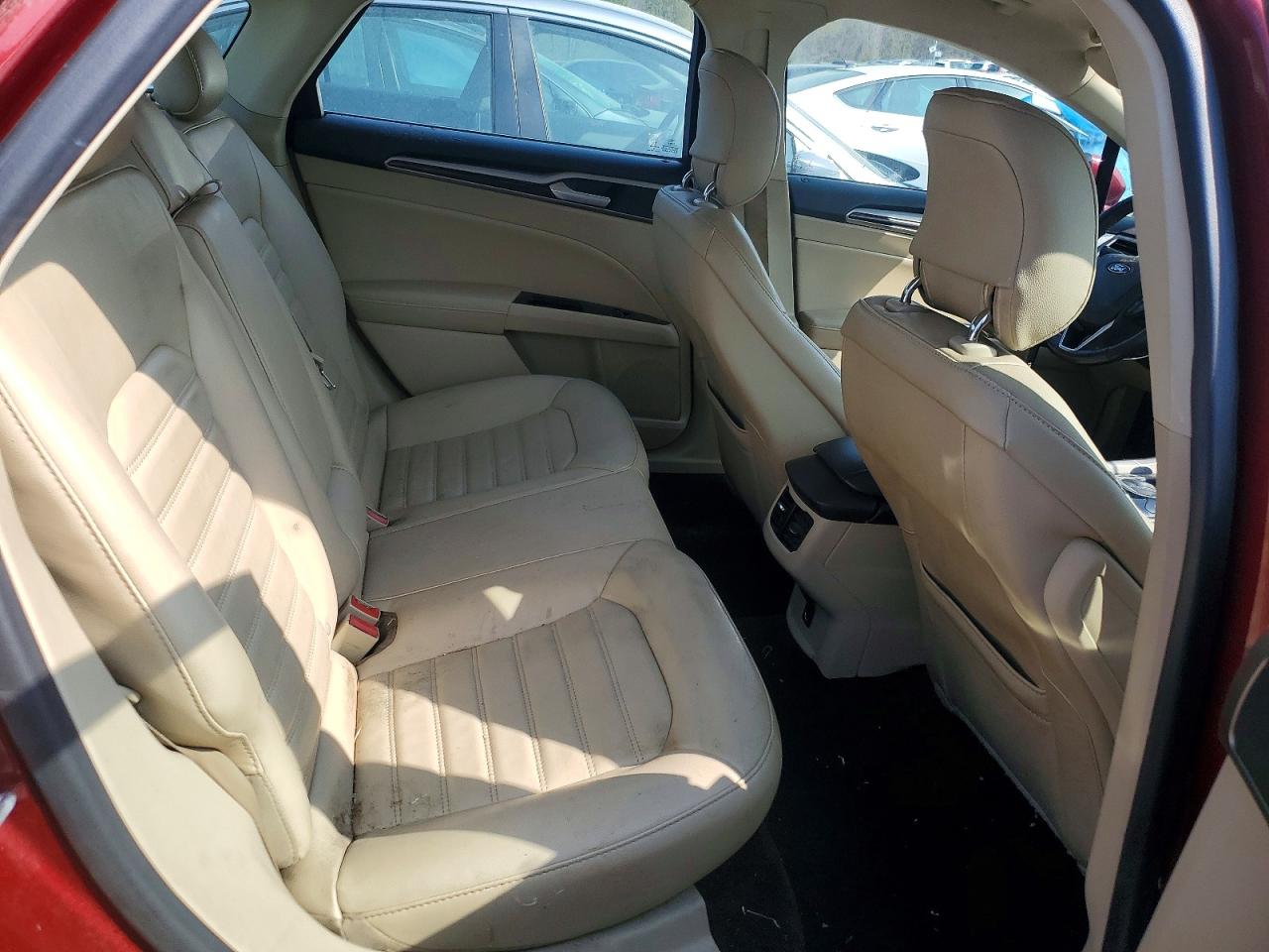 2014 Ford Fusion Se Red vin: 3FA6P0H95ER381706