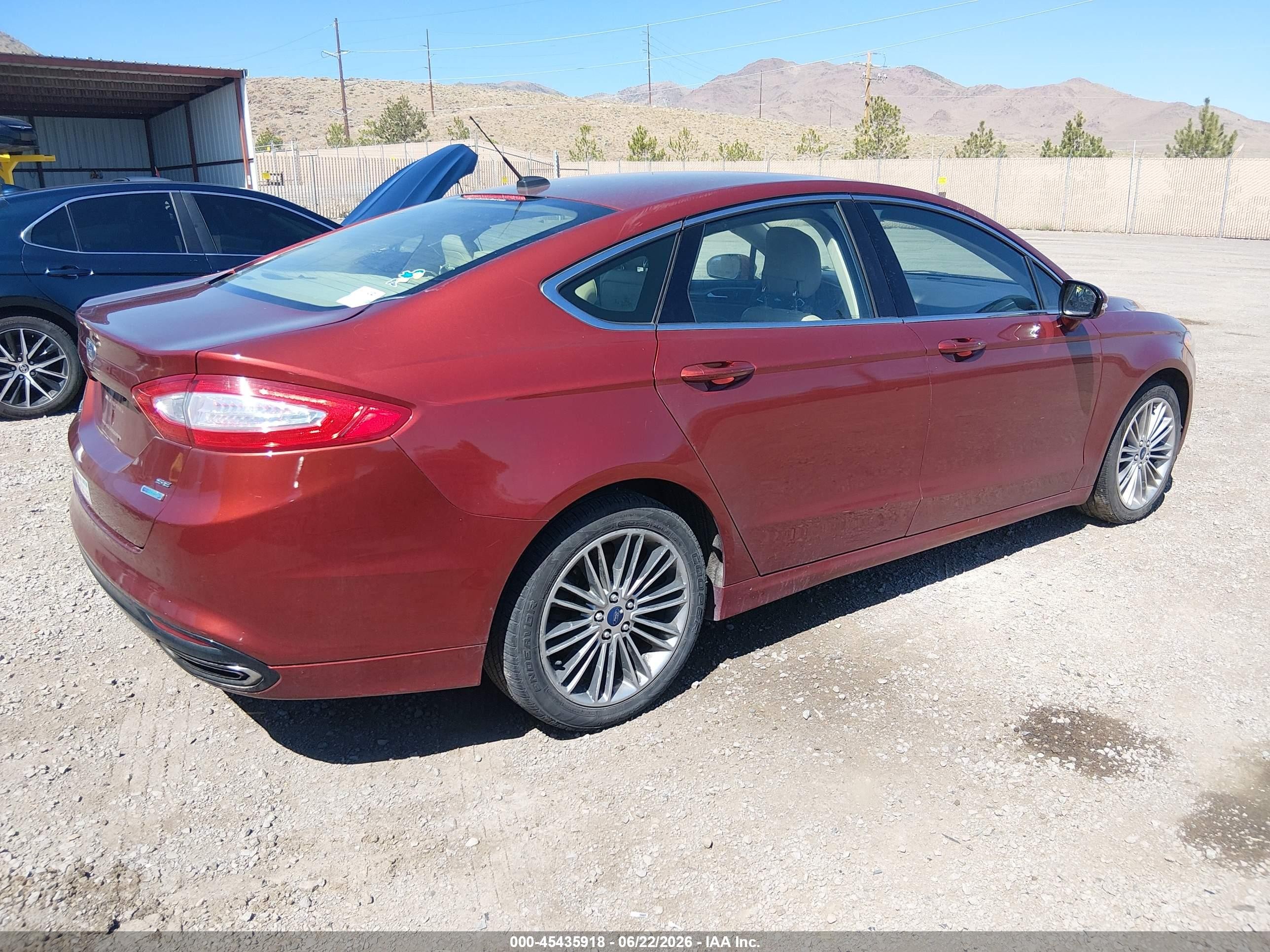 2014 Ford Fusion Se Красный vin: 3FA6P0H96ER340341
