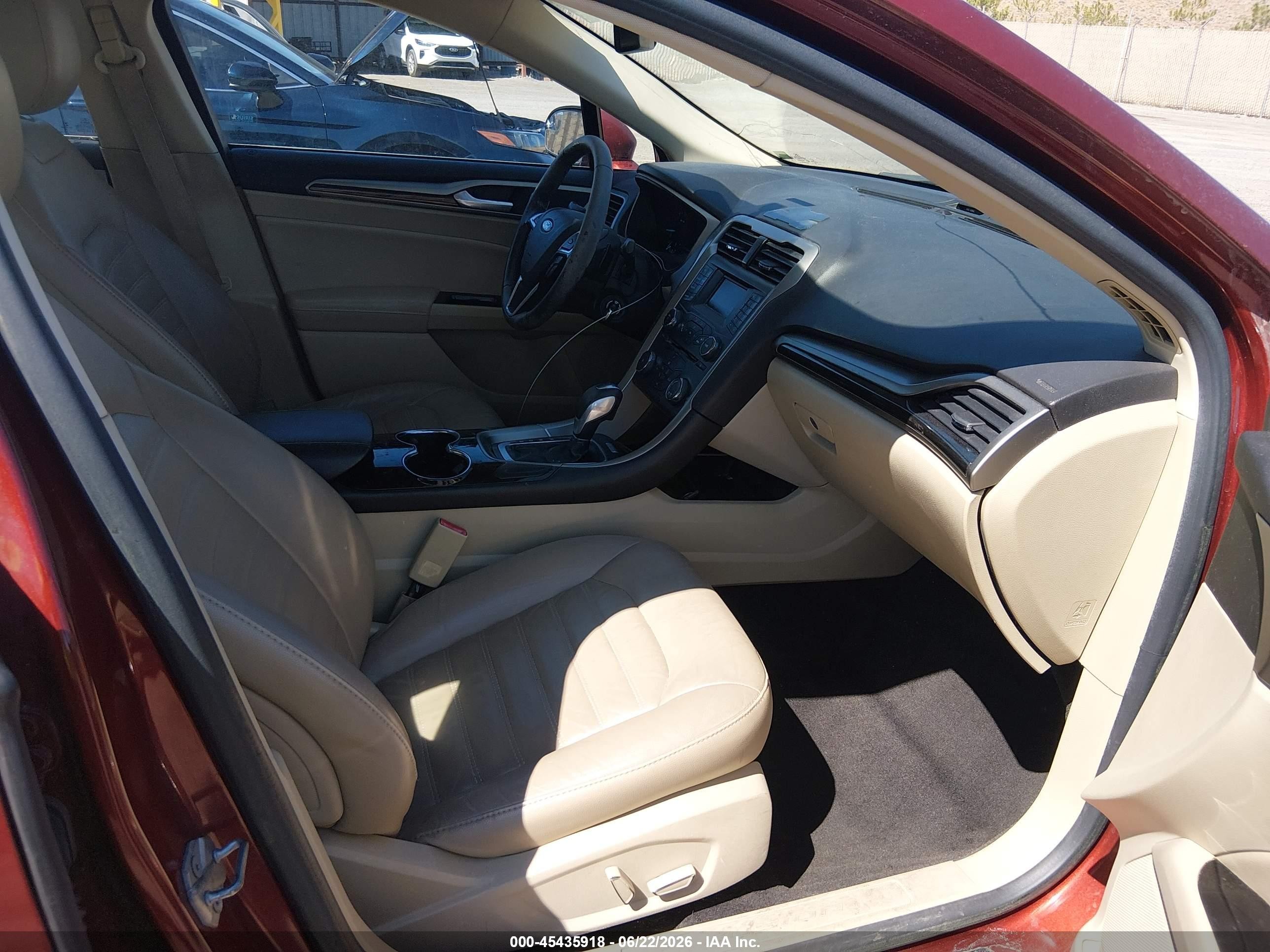 2014 Ford Fusion Se Красный vin: 3FA6P0H96ER340341