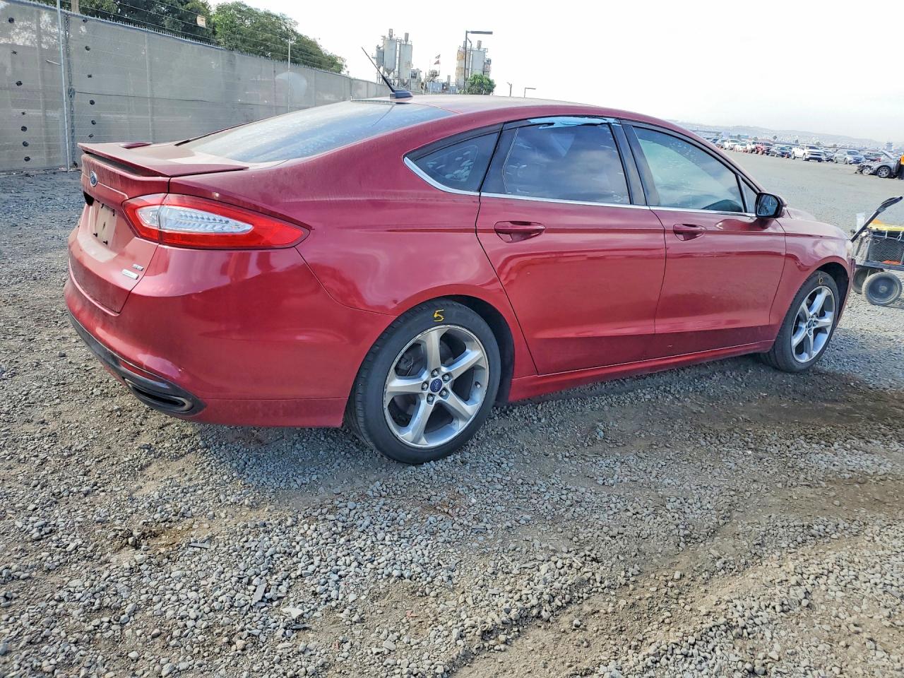 2015 Ford Fusion Se Red vin: 3FA6P0H96FR183847