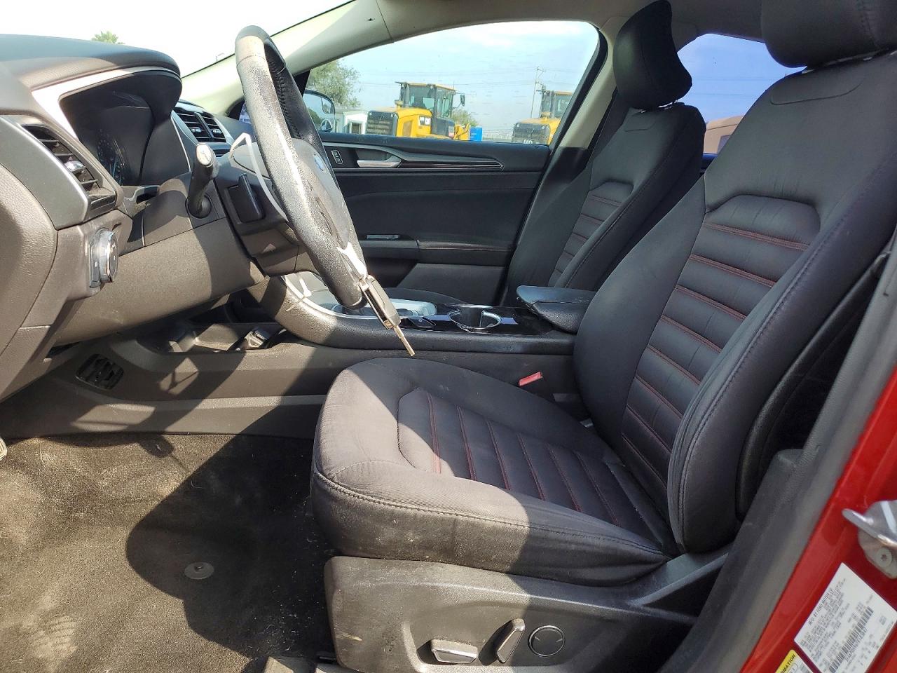 2015 Ford Fusion Se Red vin: 3FA6P0H96FR183847
