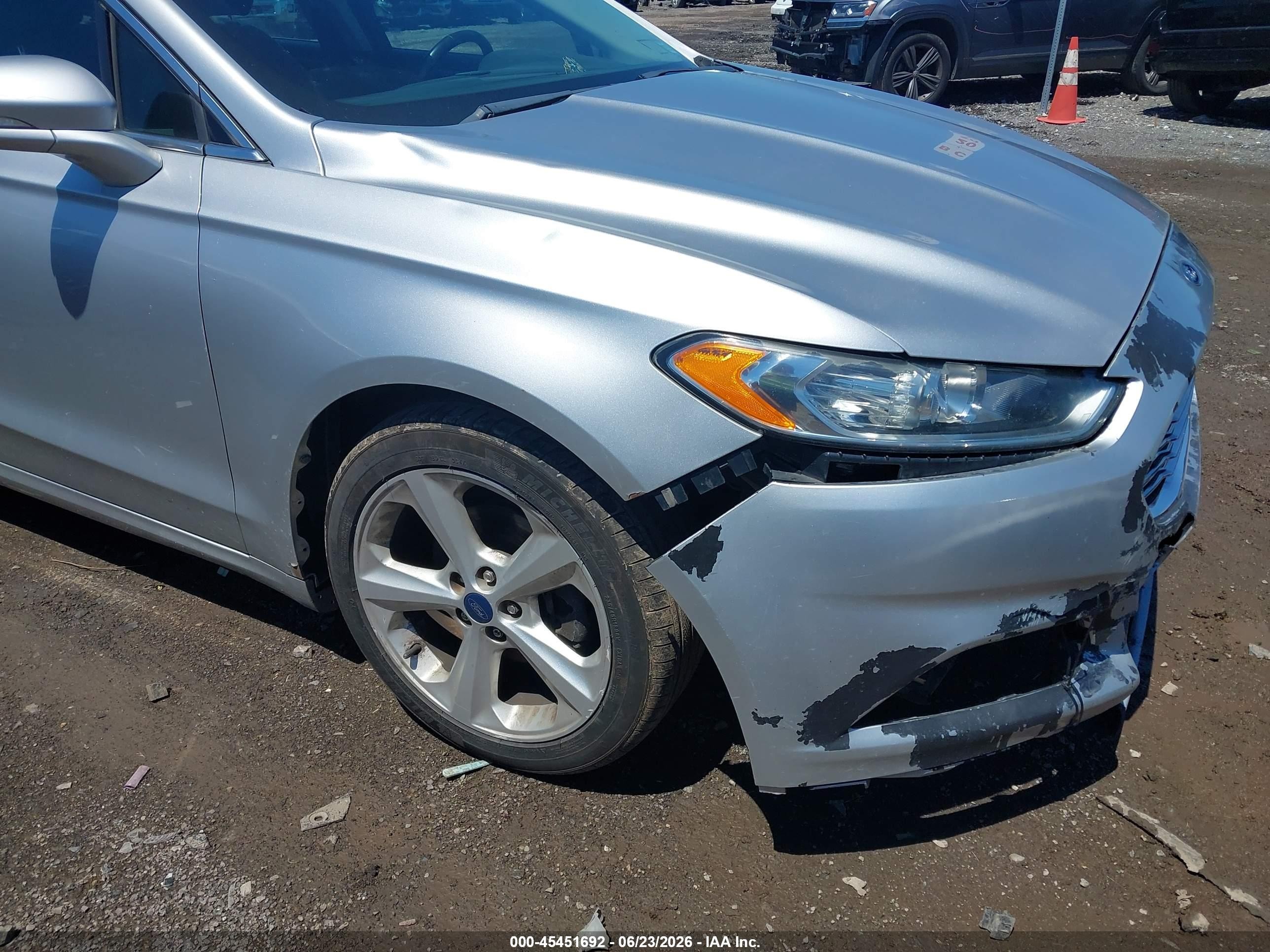 2013 Ford Fusion Se Silver vin: 3FA6P0H97DR159053