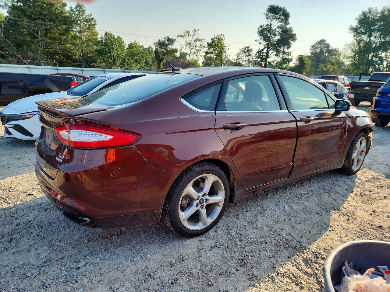 2015 Ford Fusion Se Brown vin: 3FA6P0H97FR103522