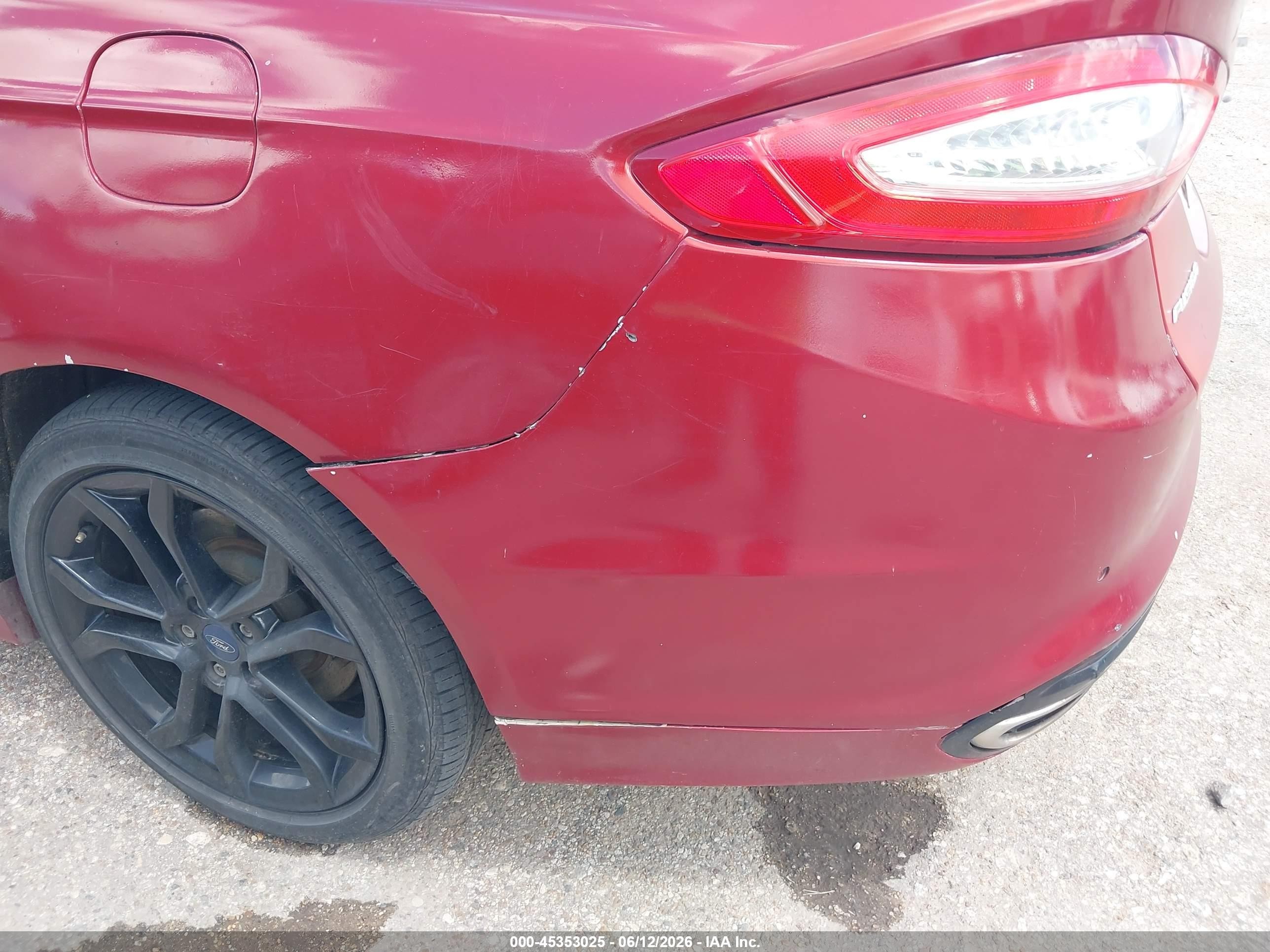 2015 Ford Fusion Se Red vin: 3FA6P0H97FR268289