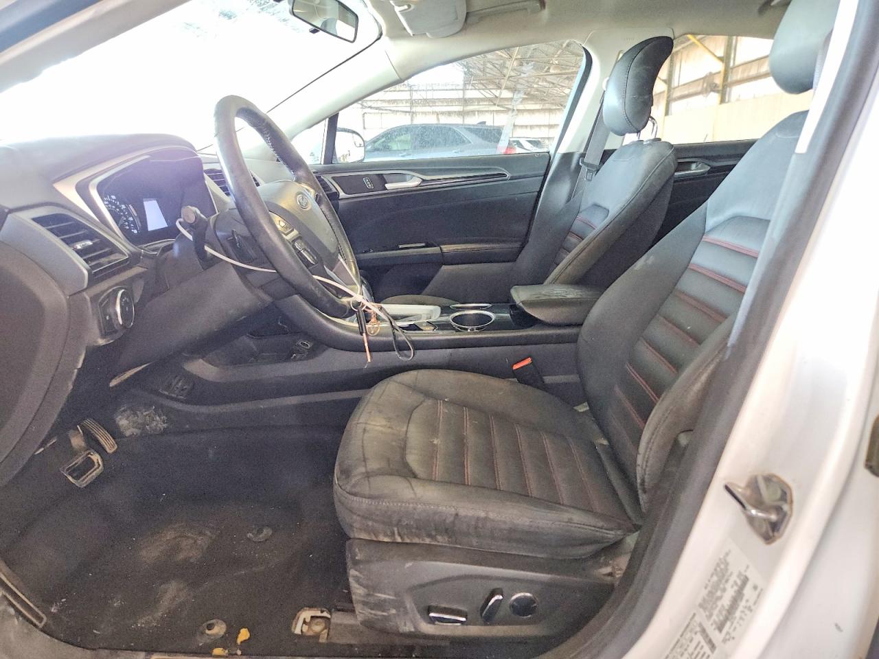 2013 Ford Fusion Se Белый vin: 3FA6P0H98DR148899
