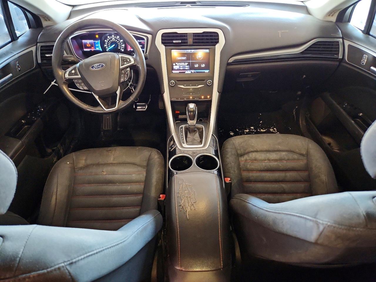 2013 Ford Fusion Se Белый vin: 3FA6P0H98DR148899