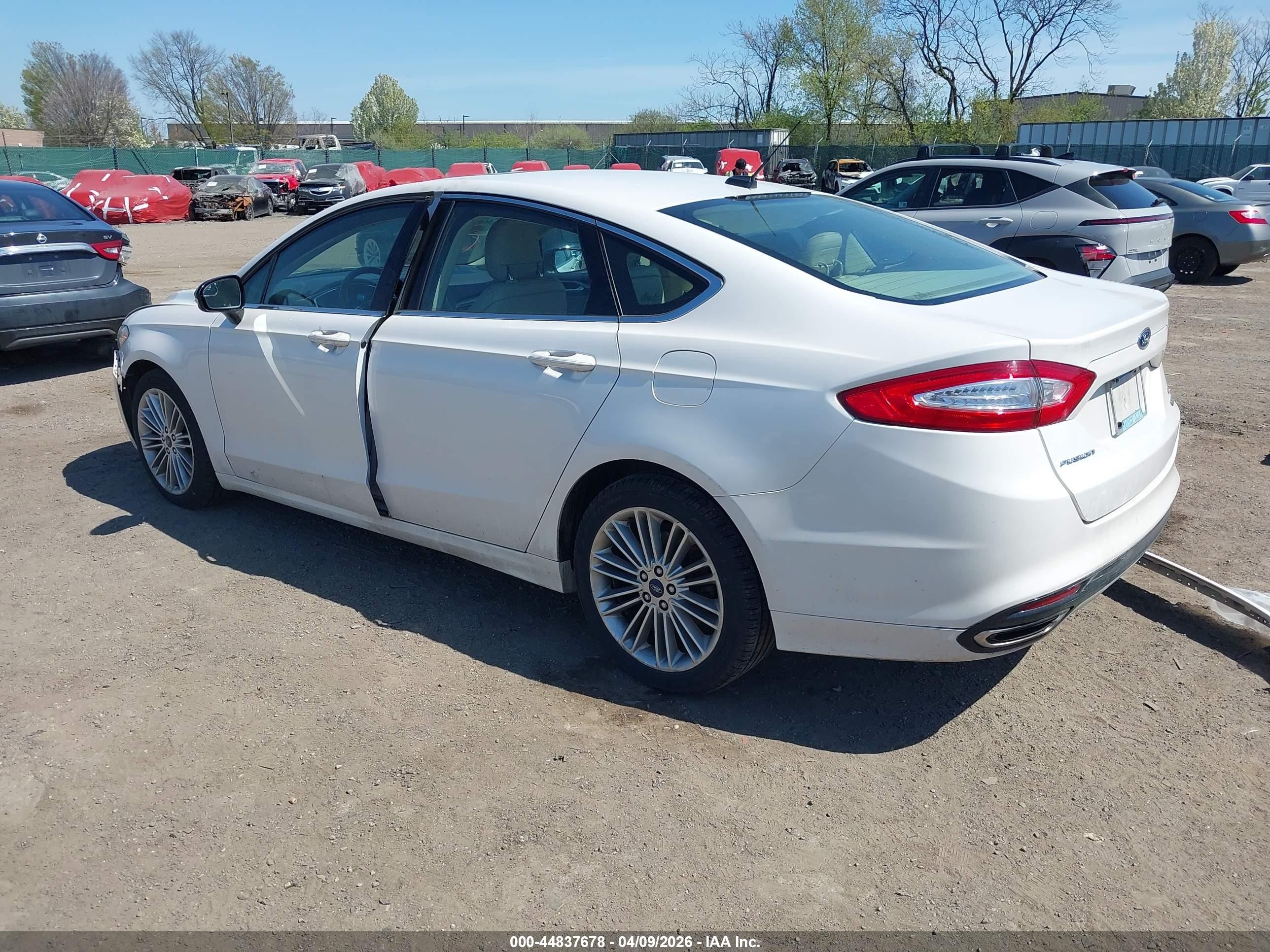 2014 Ford Fusion Se White vin: 3FA6P0H98ER109859