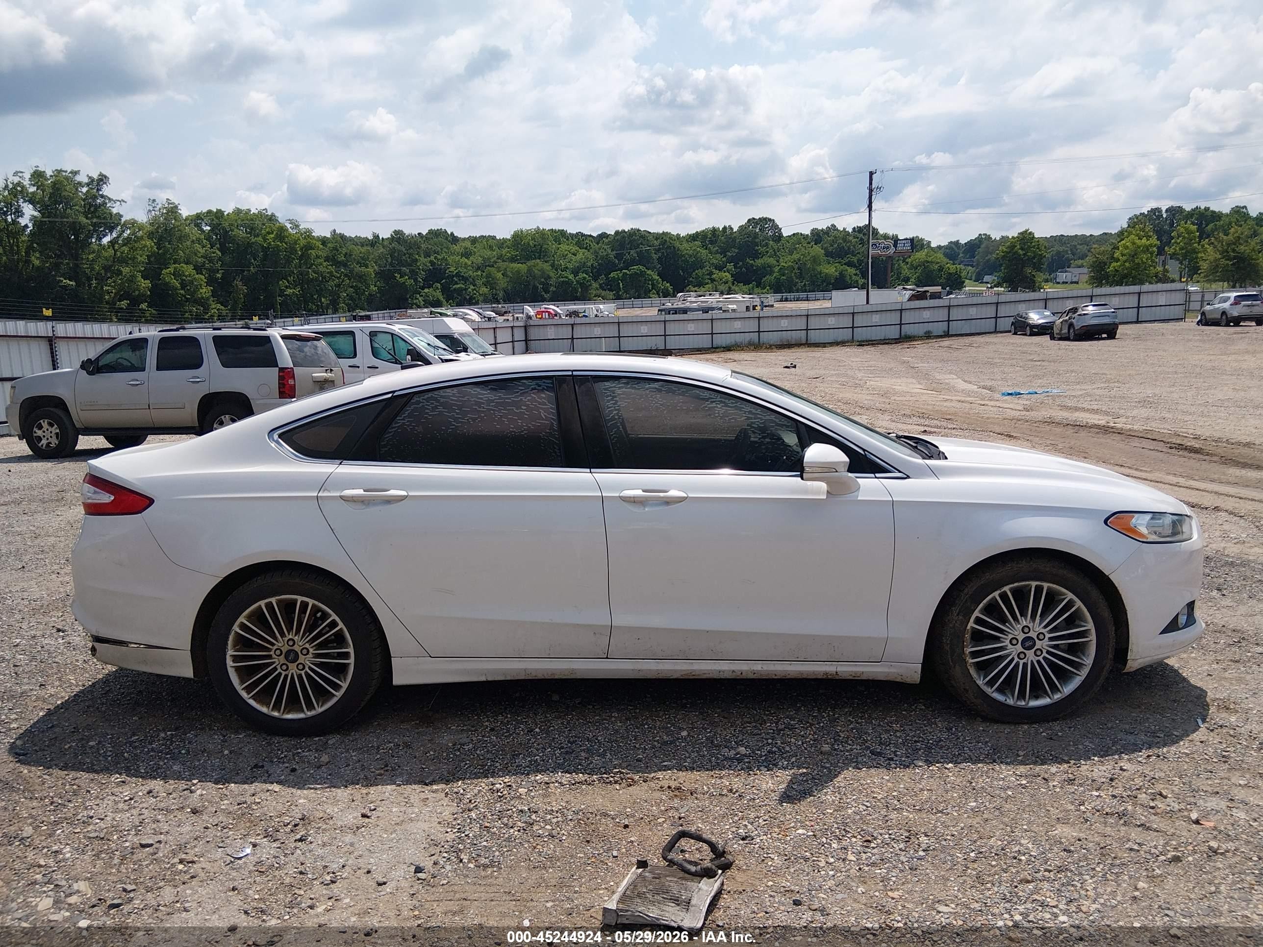 2014 Ford Fusion Se White vin: 3FA6P0H98ER290929