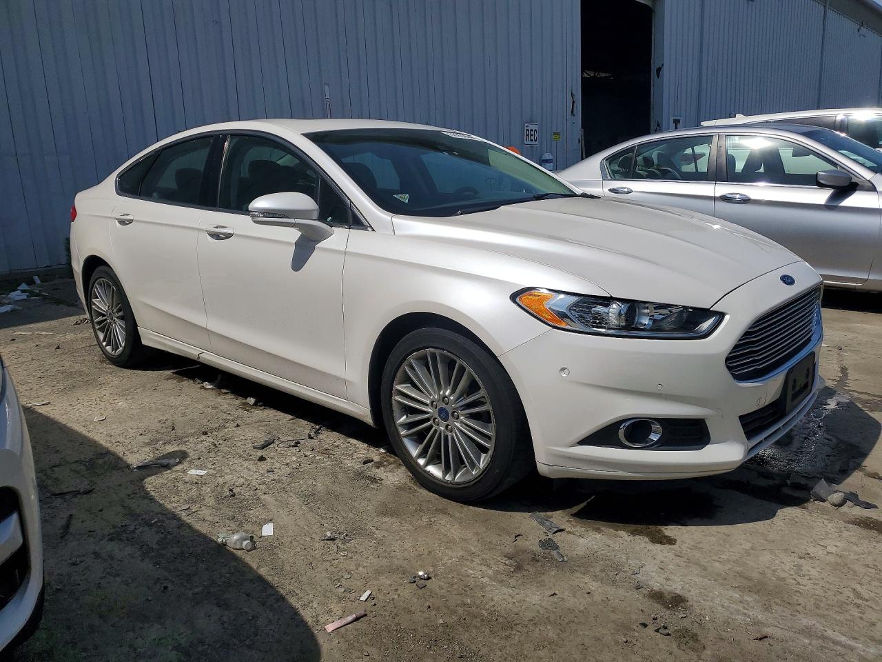 2014 Ford Fusion Se White vin: 3FA6P0H98ER385202