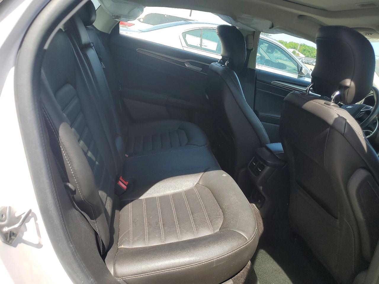 2014 Ford Fusion Se White vin: 3FA6P0H98ER385202