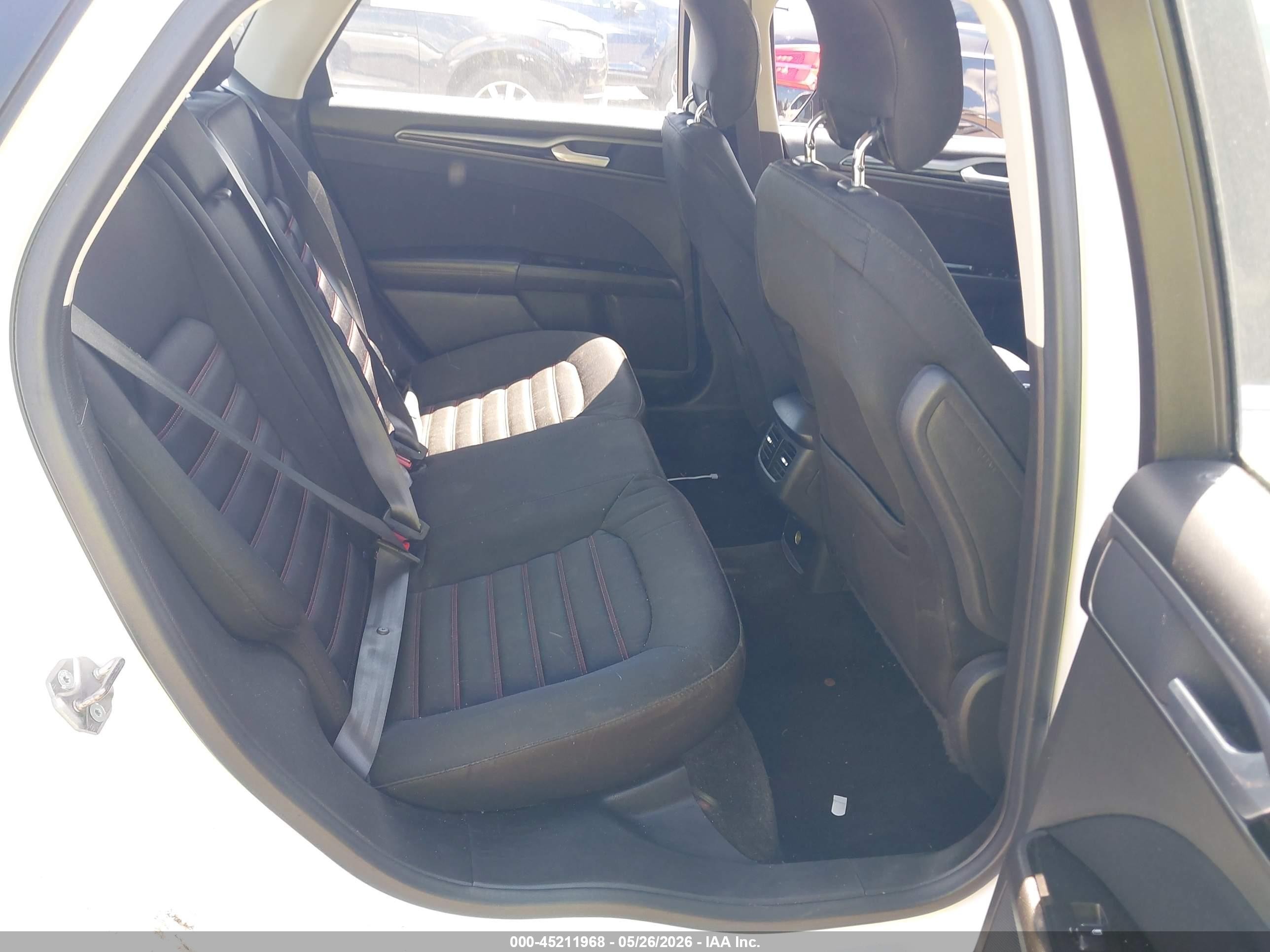 2015 Ford Fusion Se White vin: 3FA6P0H98FR148503