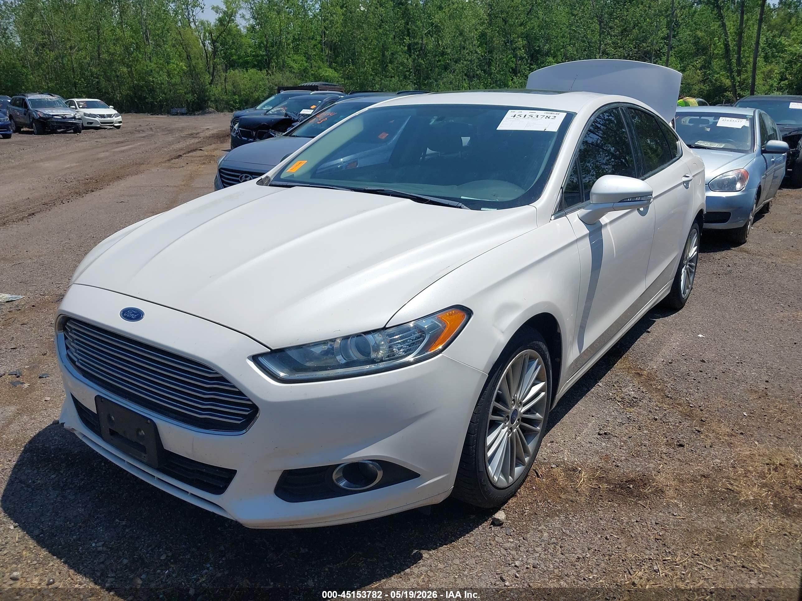 2014 Ford Fusion Se Белый vin: 3FA6P0H99ER192489