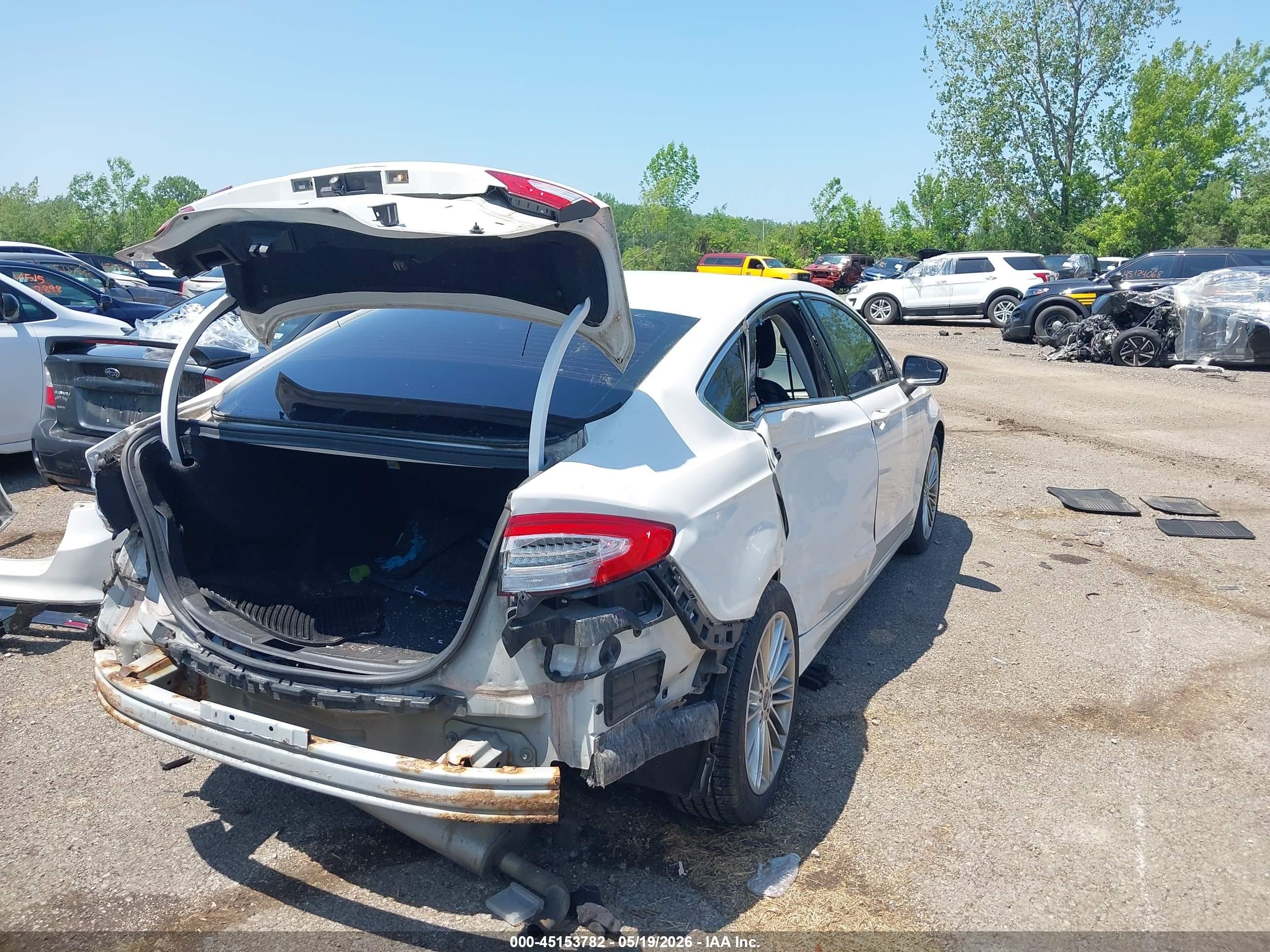 2014 Ford Fusion Se Белый vin: 3FA6P0H99ER192489