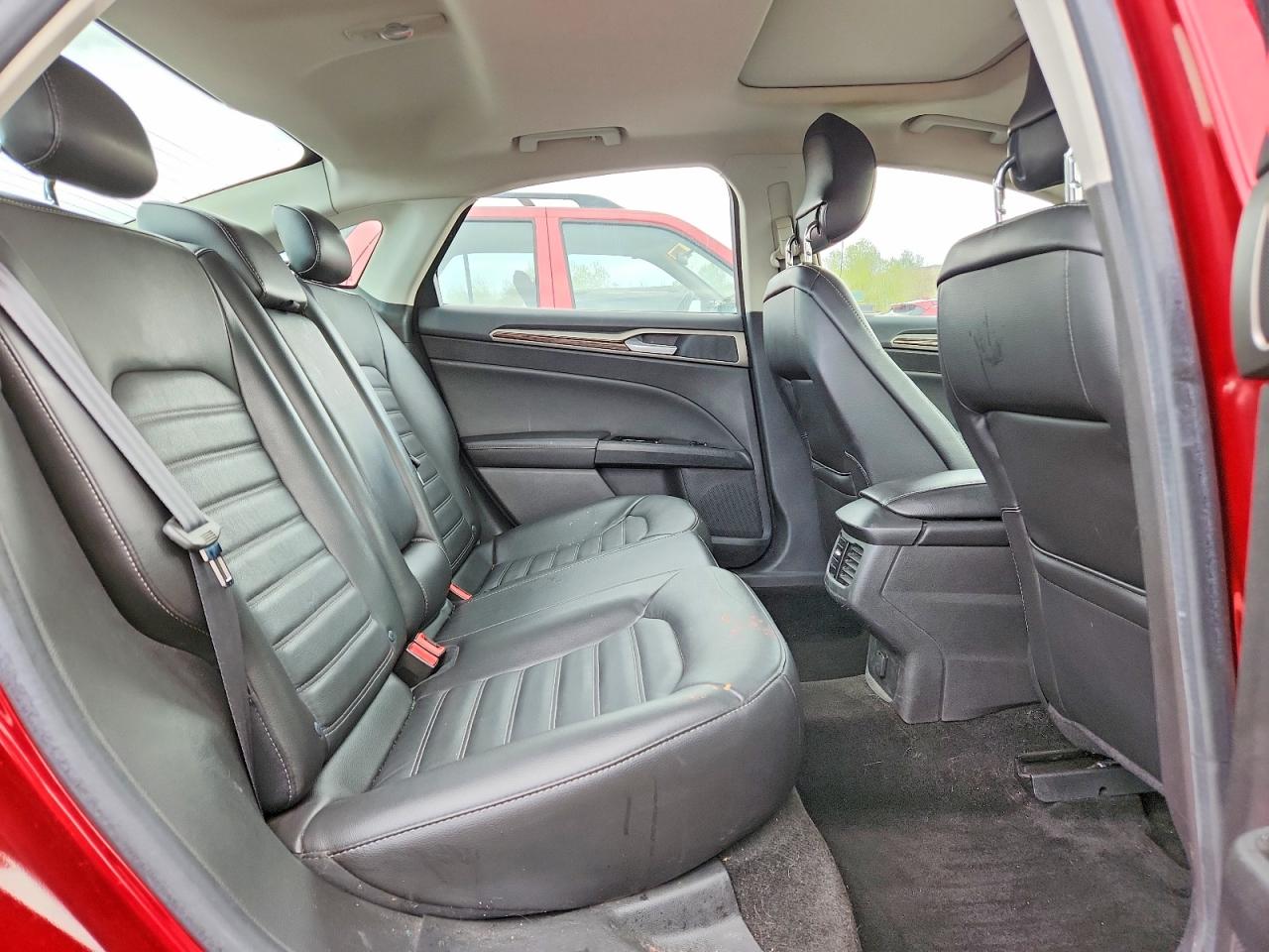 2014 Ford Fusion Se Red vin: 3FA6P0H99ER212014