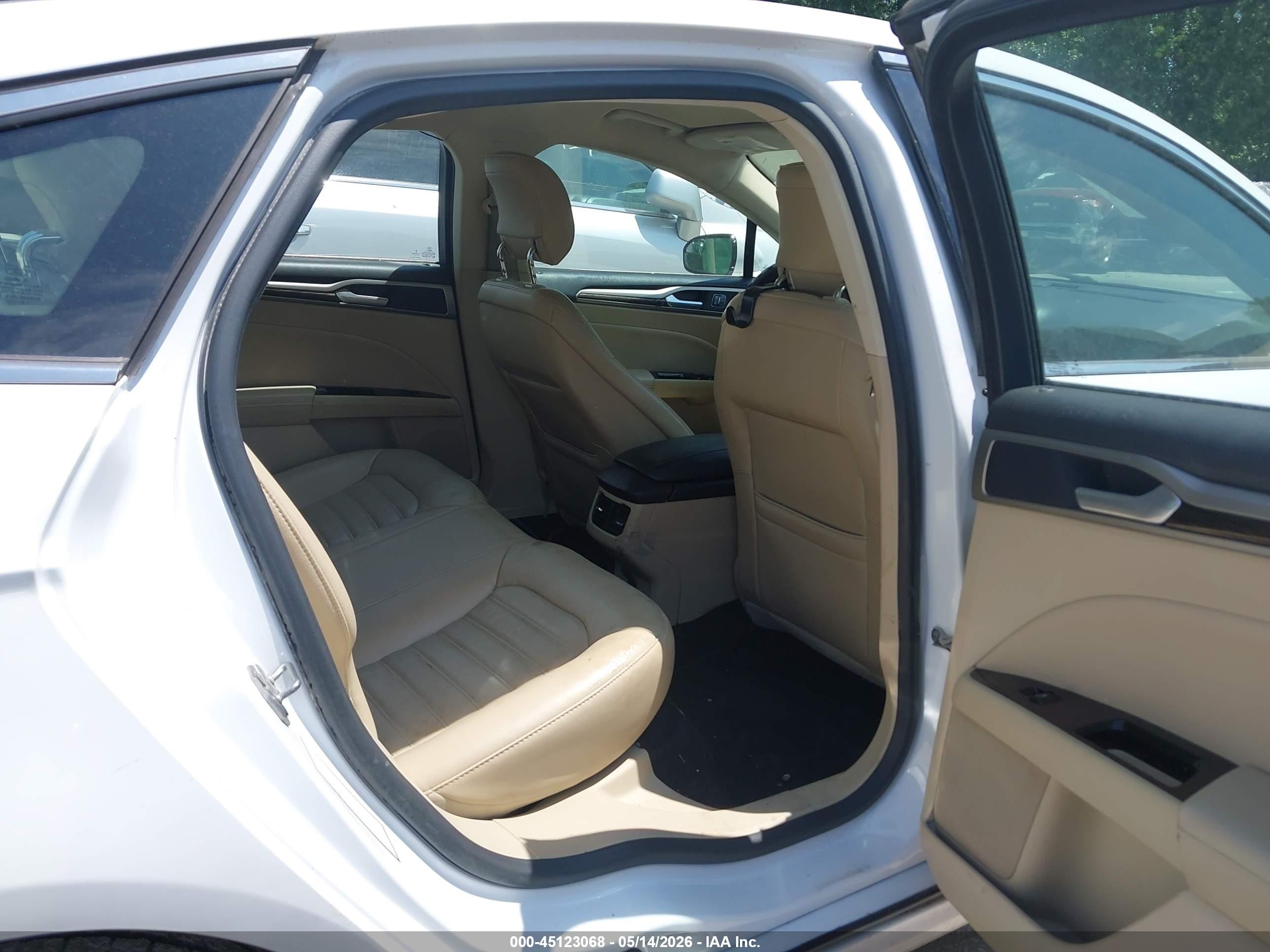 2014 Ford Fusion Se White vin: 3FA6P0H99ER320133