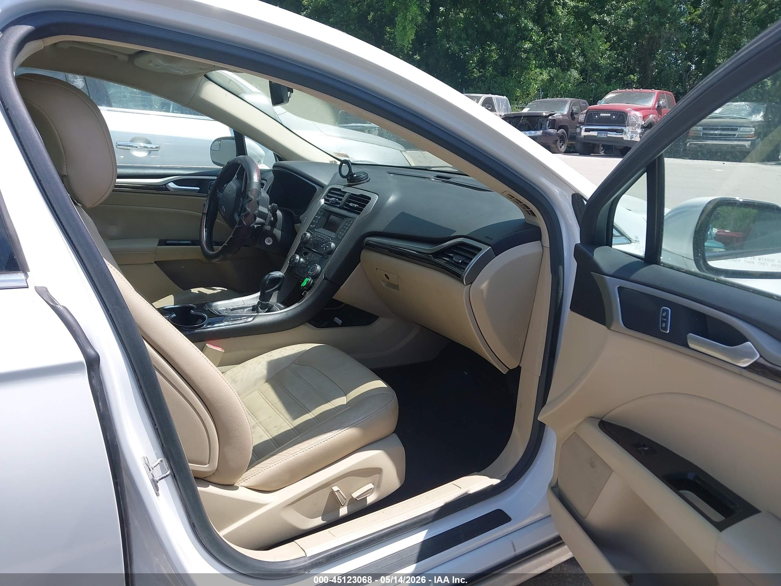 2014 Ford Fusion Se White vin: 3FA6P0H99ER320133