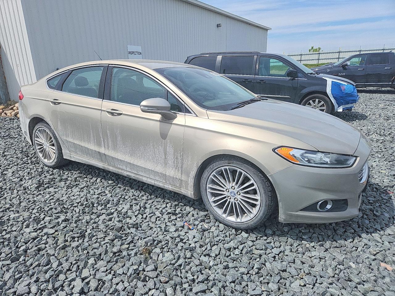2015 Ford Fusion Se Кремовый vin: 3FA6P0H99FR107068