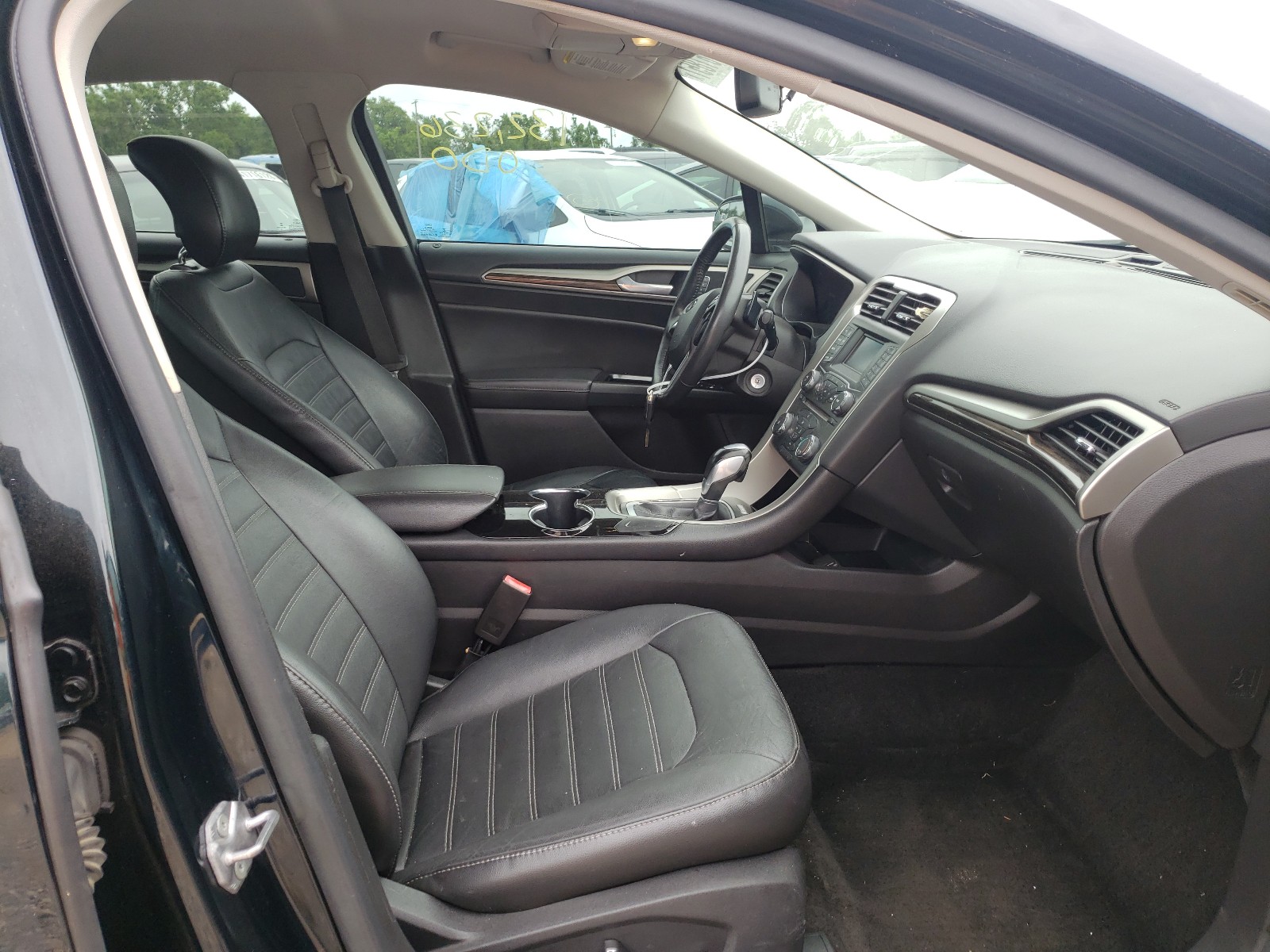 2014 Ford Fusion Se Черный vin: 3FA6P0H9XER261030