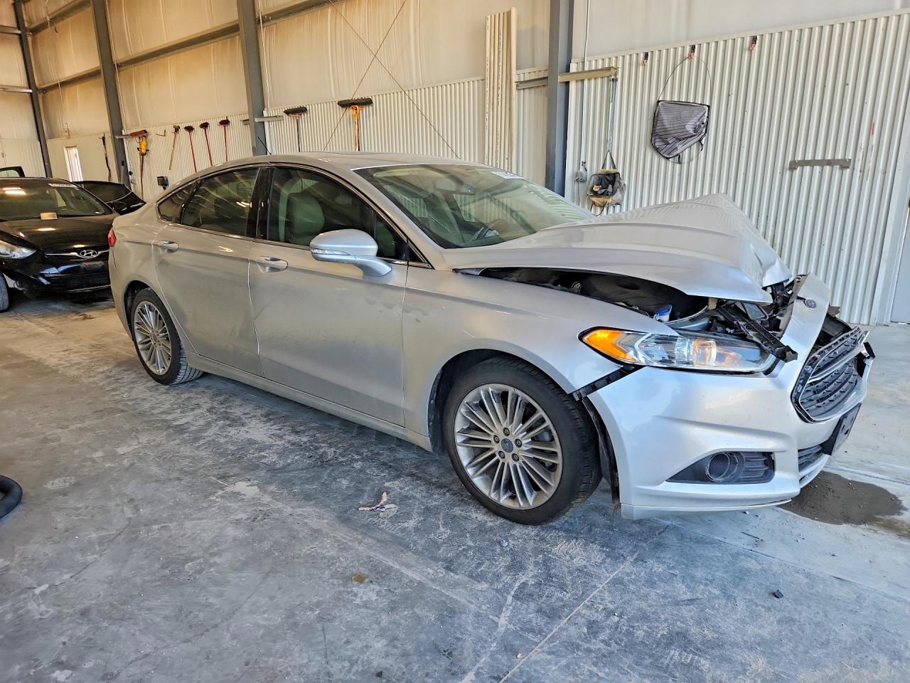 2014 Ford Fusion Se Silver vin: 3FA6P0H9XER271315
