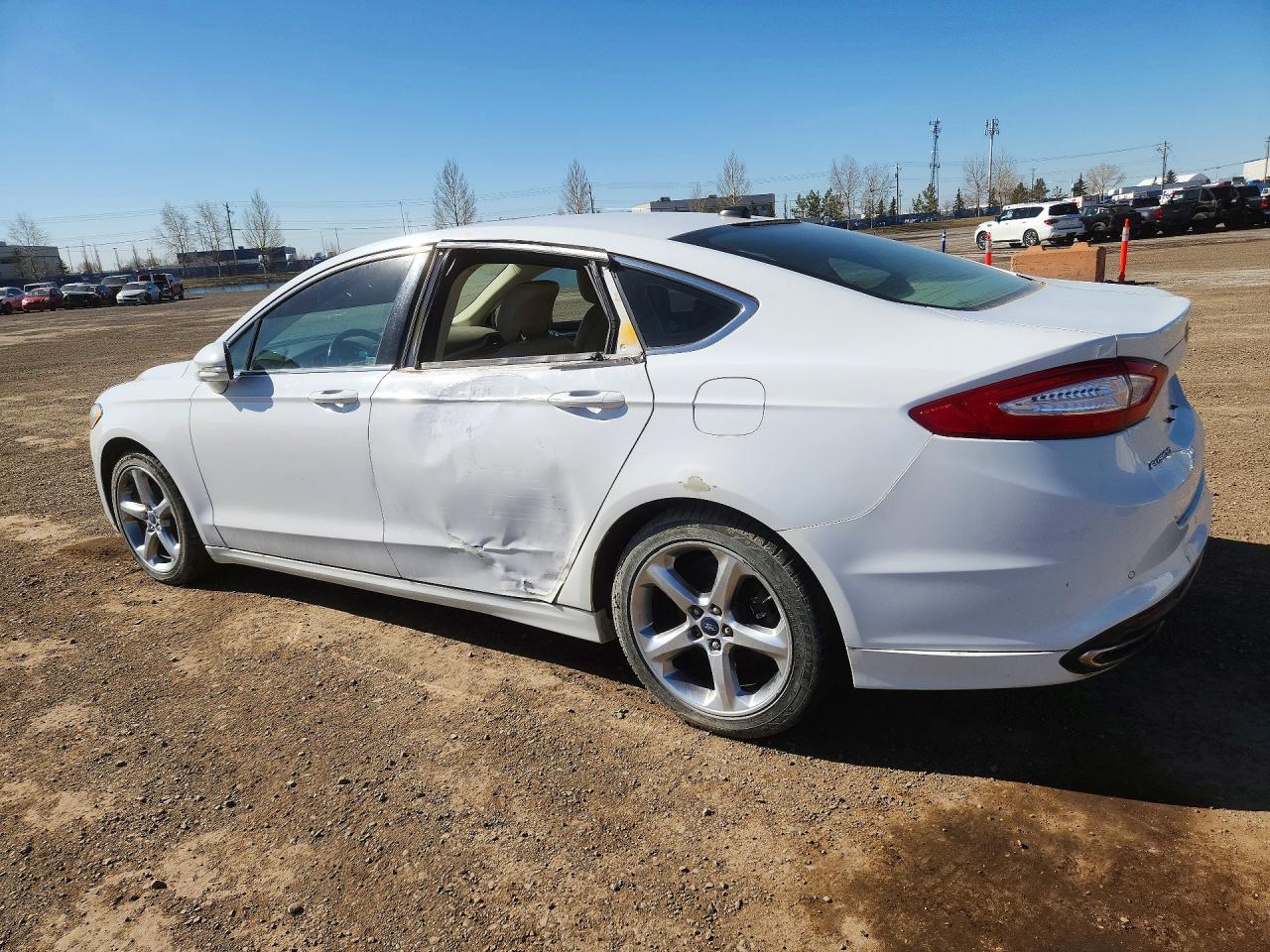 2015 Ford Fusion Se White vin: 3FA6P0H9XFR107337