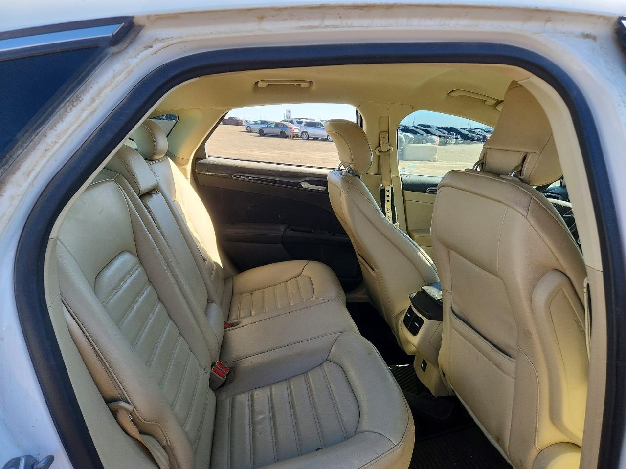 2015 Ford Fusion Se White vin: 3FA6P0H9XFR107337