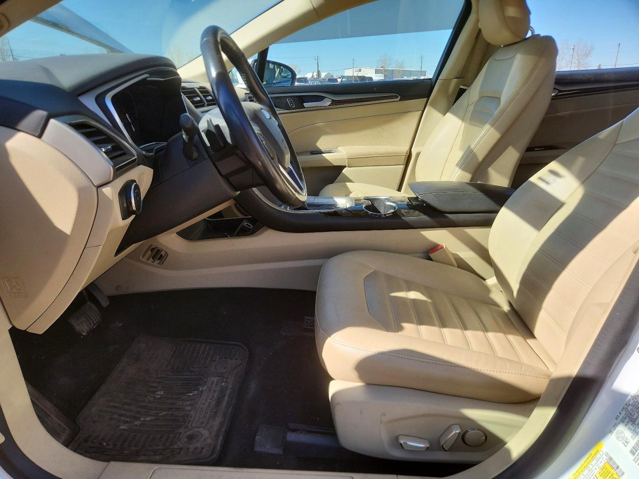 2015 Ford Fusion Se White vin: 3FA6P0H9XFR107337