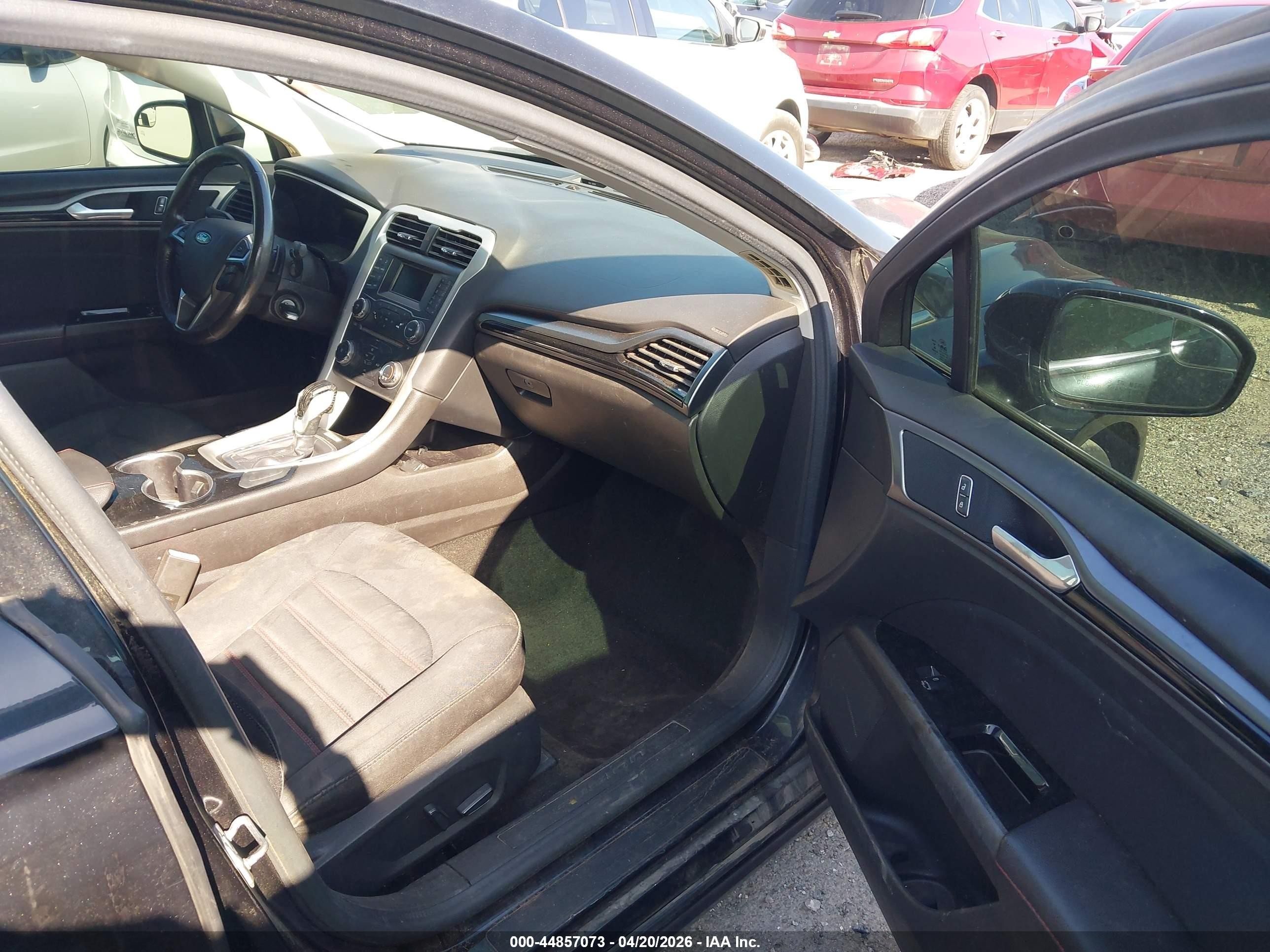 2015 Ford Fusion Se Black vin: 3FA6P0H9XFR268559