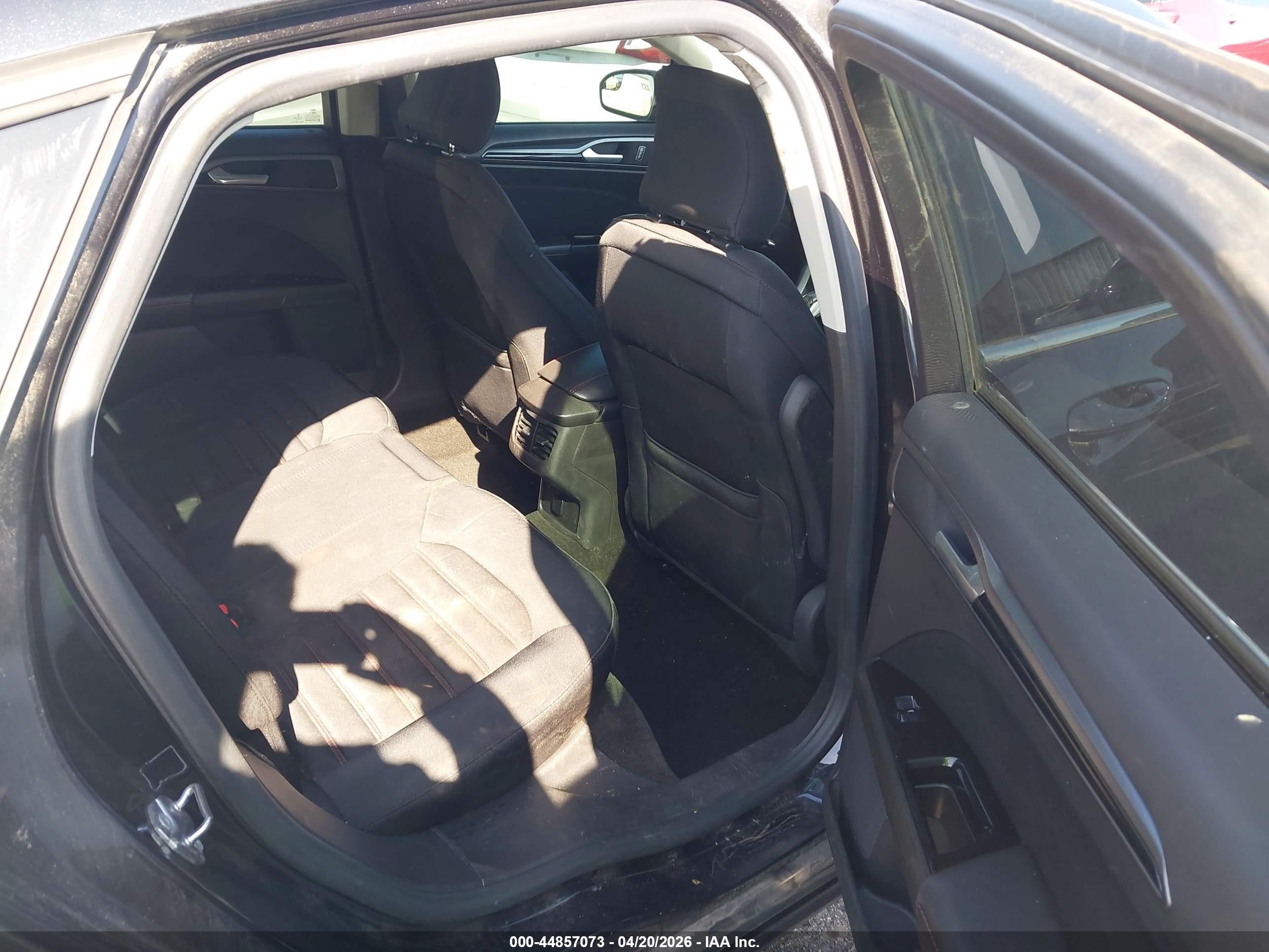 2015 Ford Fusion Se Black vin: 3FA6P0H9XFR268559