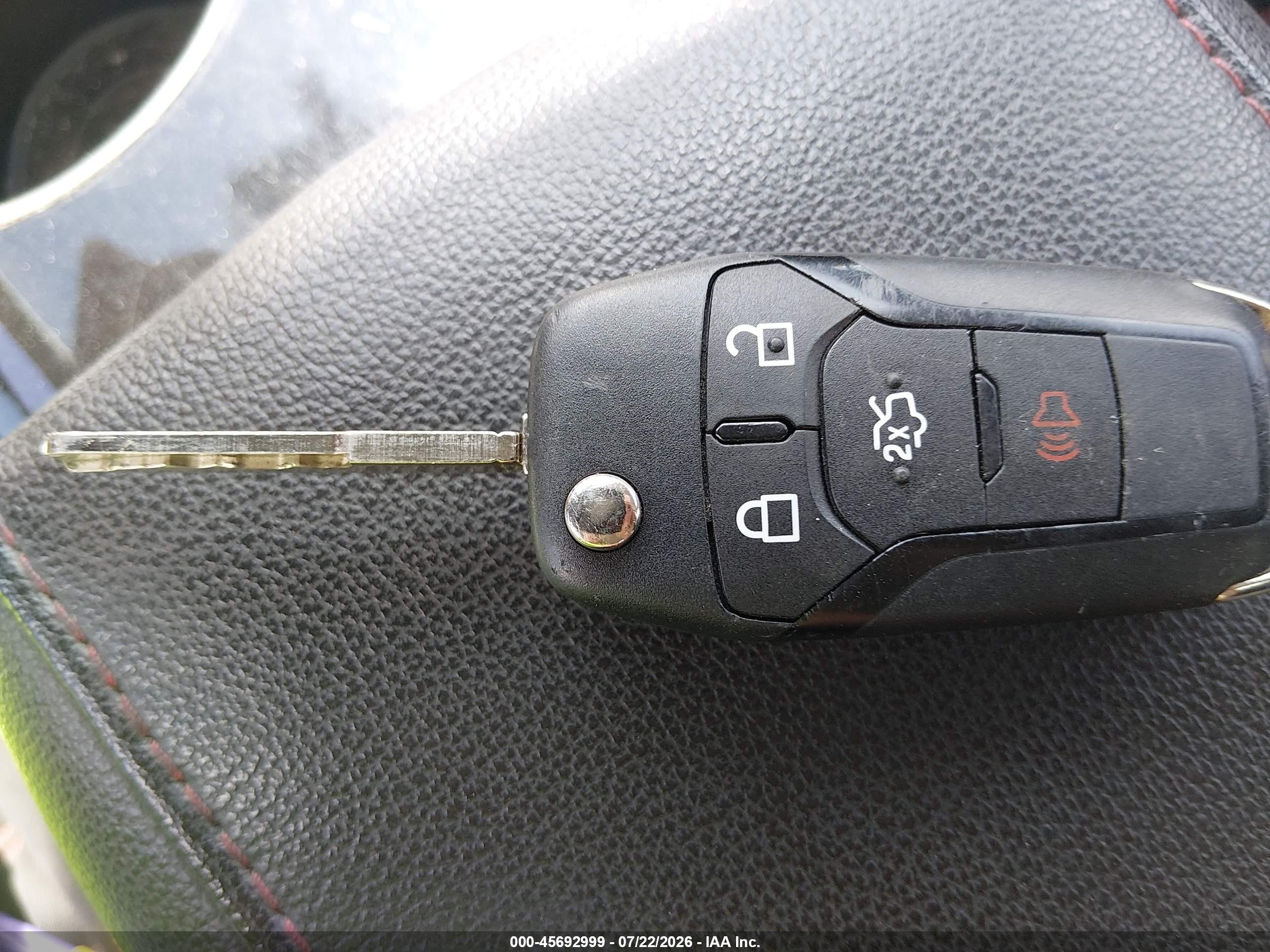 2015 Ford Fusion Se Серебряный vin: 3FA6P0H9XFR283496