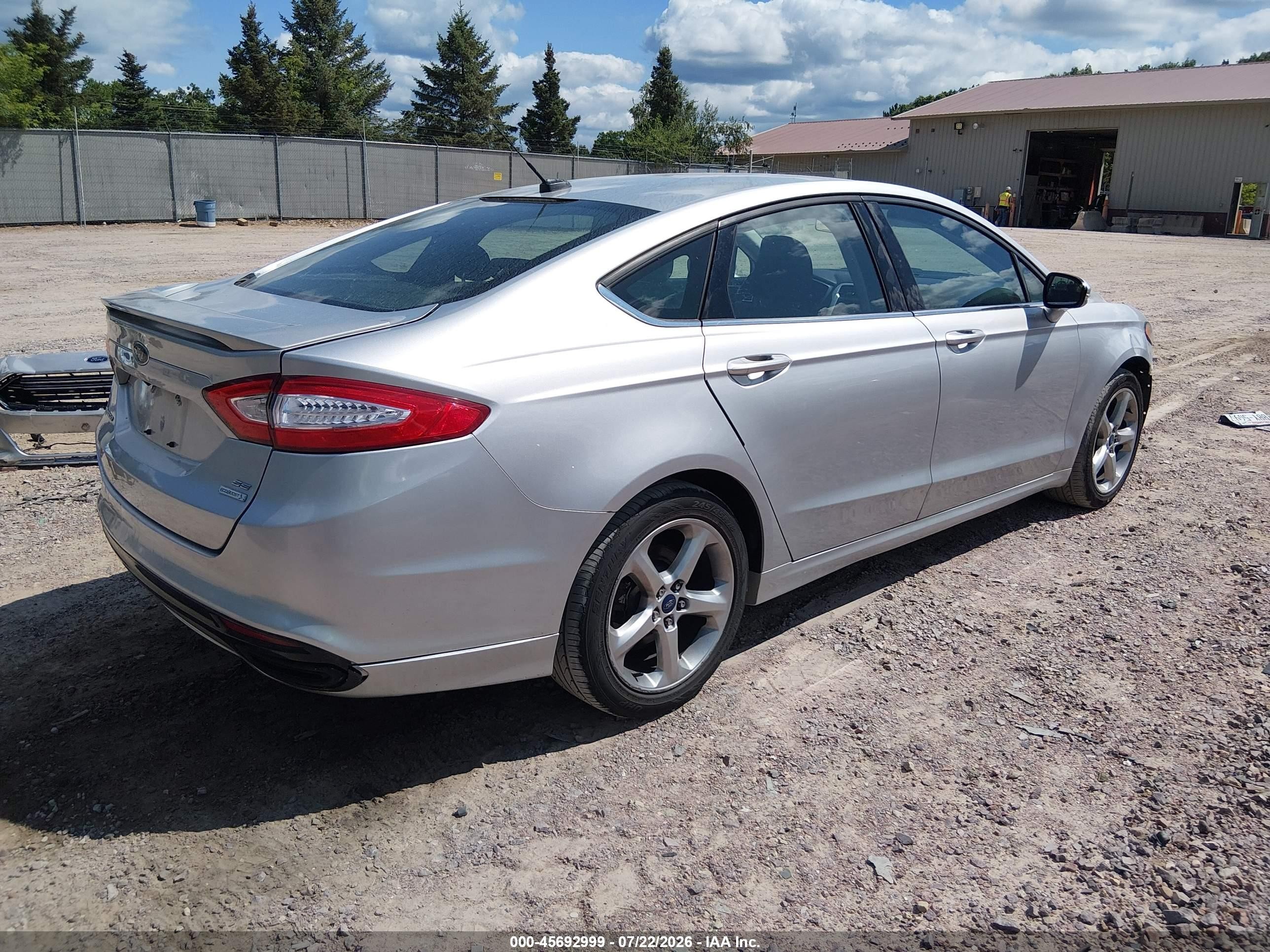 2015 Ford Fusion Se Серебряный vin: 3FA6P0H9XFR283496