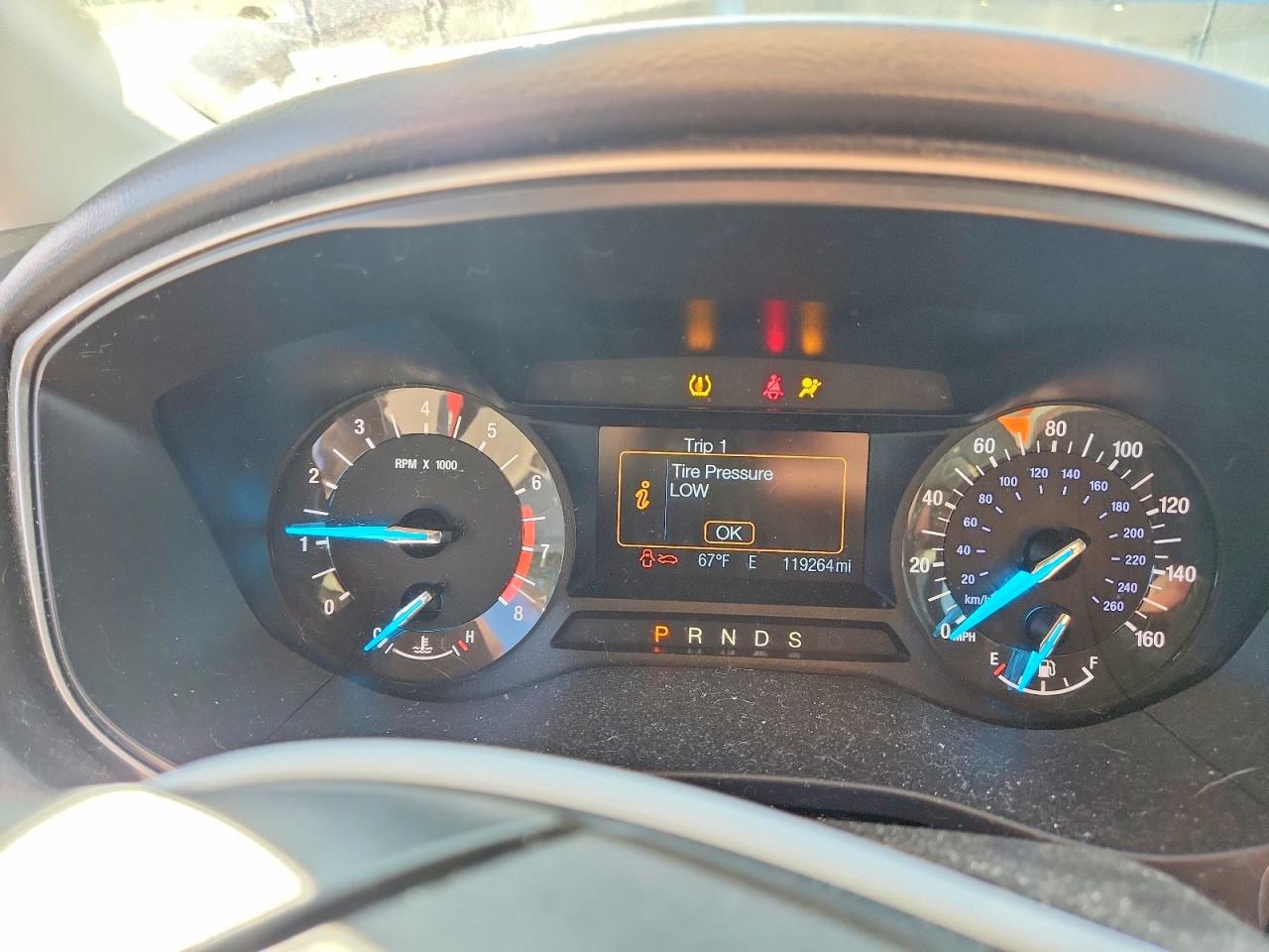 2014 Ford Fusion Se Red vin: 3FA6P0HD0ER100190
