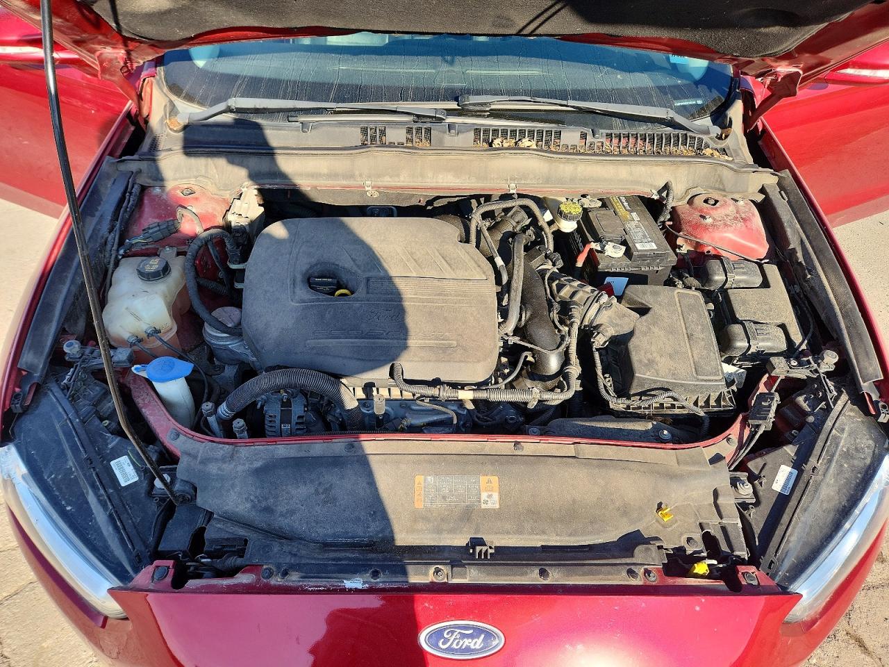 2014 Ford Fusion Se Red vin: 3FA6P0HD0ER100190